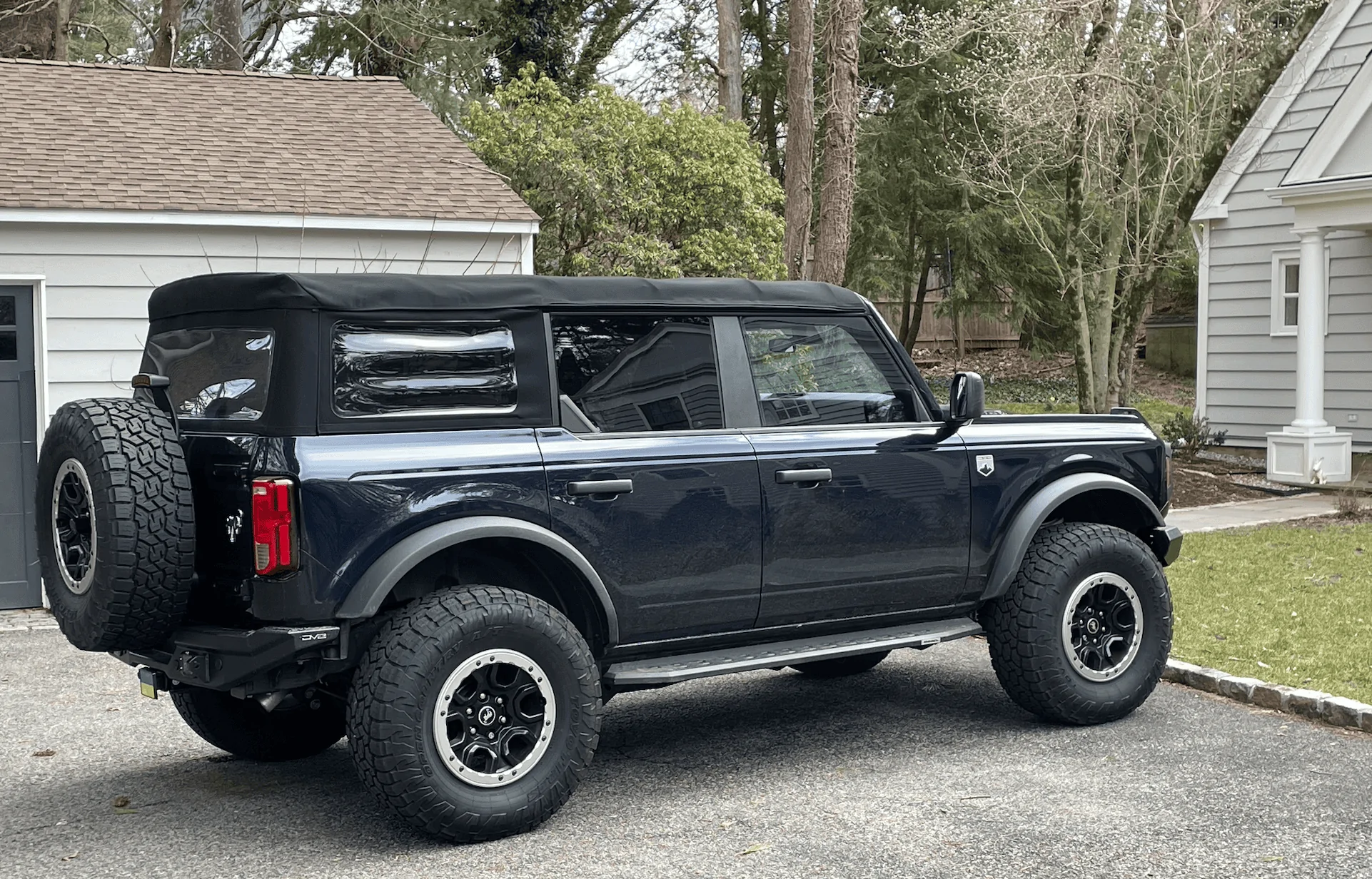 Ford Bronco Dv8 and factory capable bumper Screen Shot 2023-01-21 at 11.53.53 AM