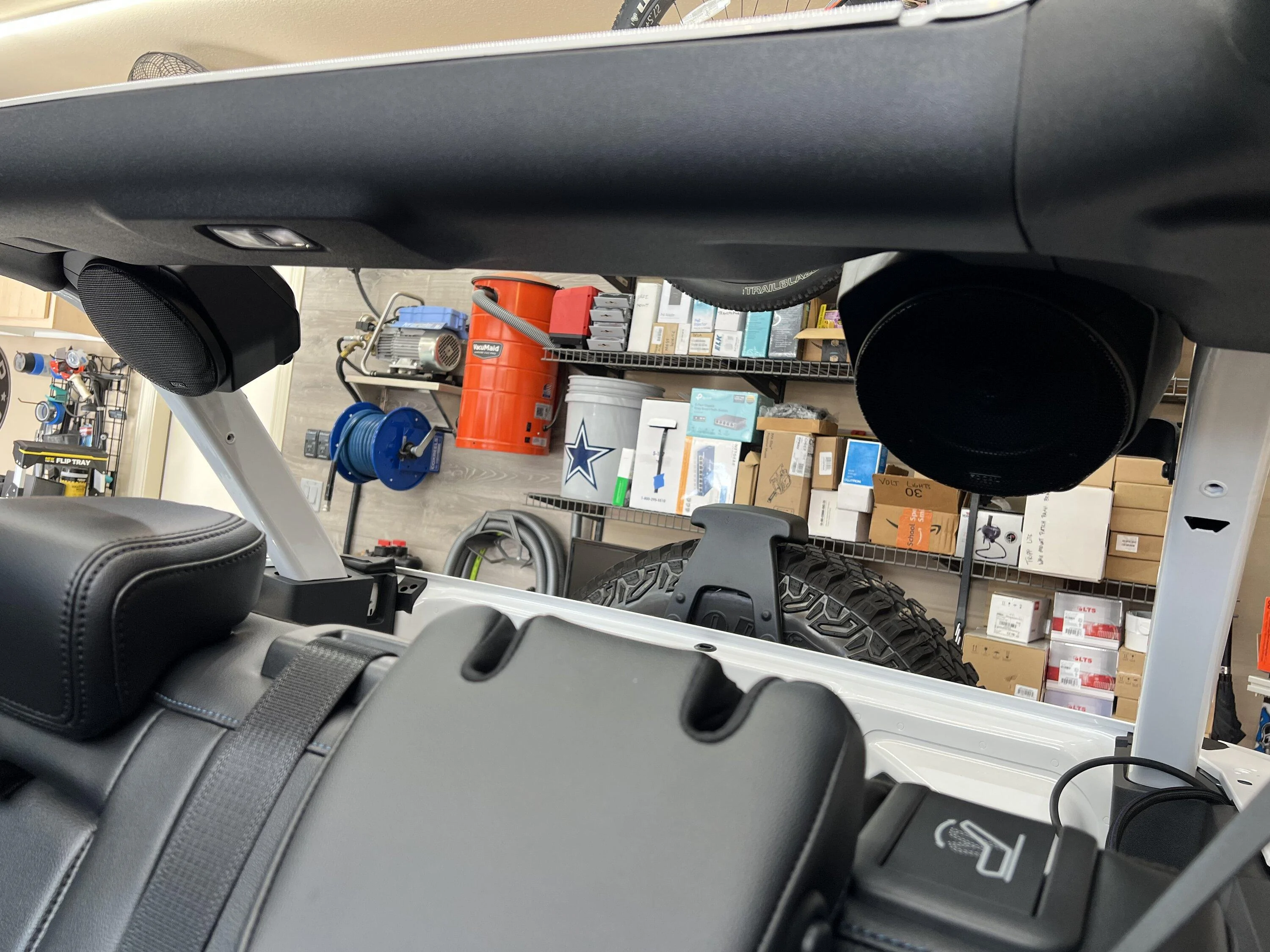 Ford Bronco Another B&O upgraded system F034FB43-DCAB-444D-8D2F-80EB8C9A6E79