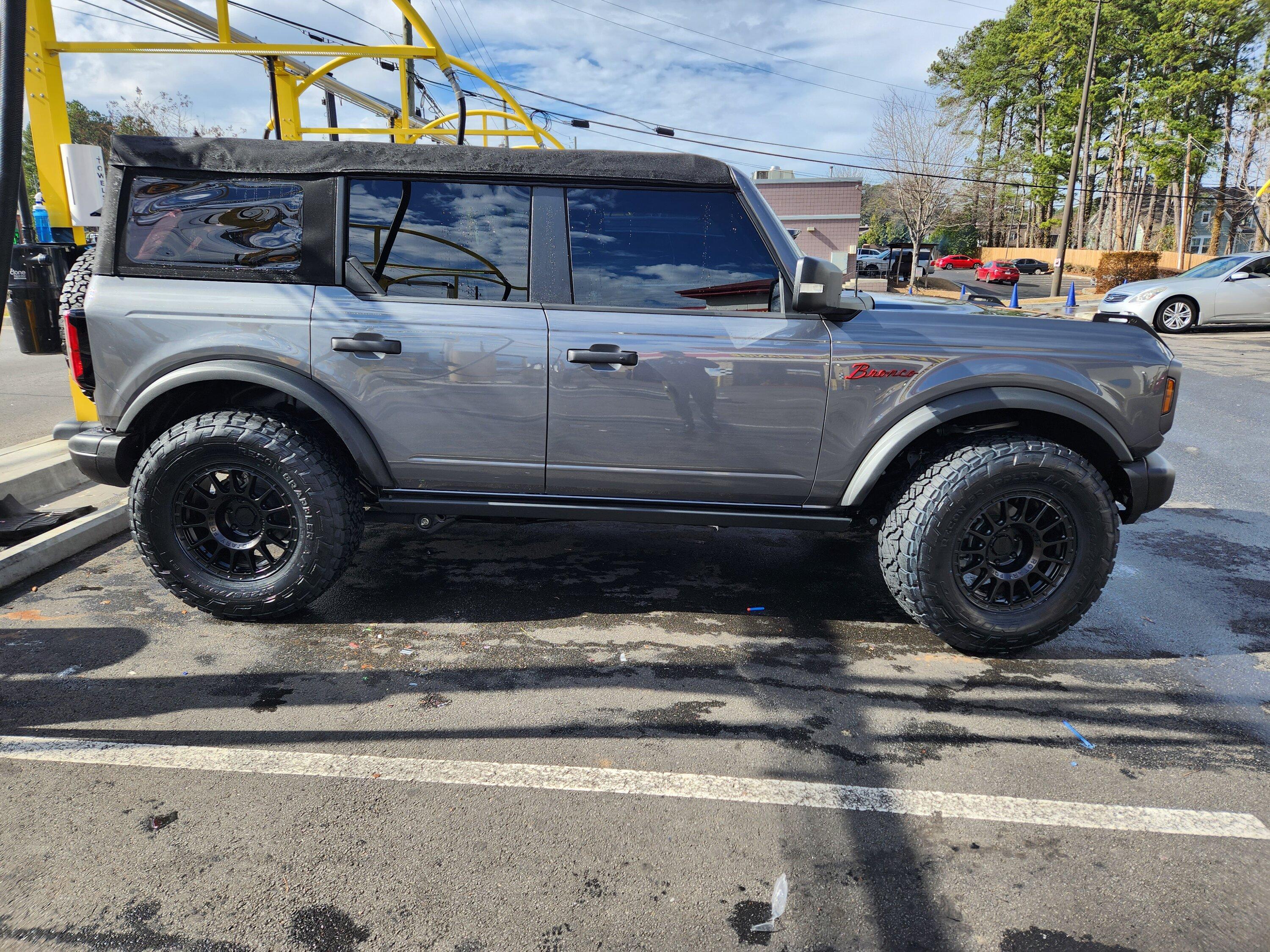Ford Bronco SHADOW BLACK Bronco Club 20230121_122119