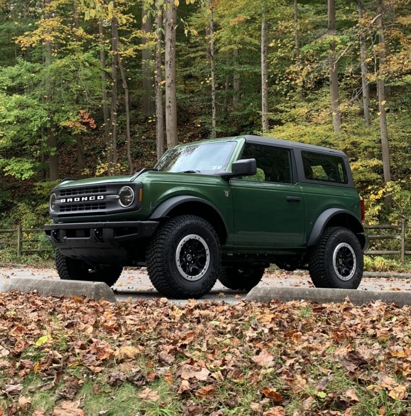 Ford Bronco Can't decide between Eruption Green and Velocity Blue!!! B4BFC919-741B-4872-A457-056F1AF0202A