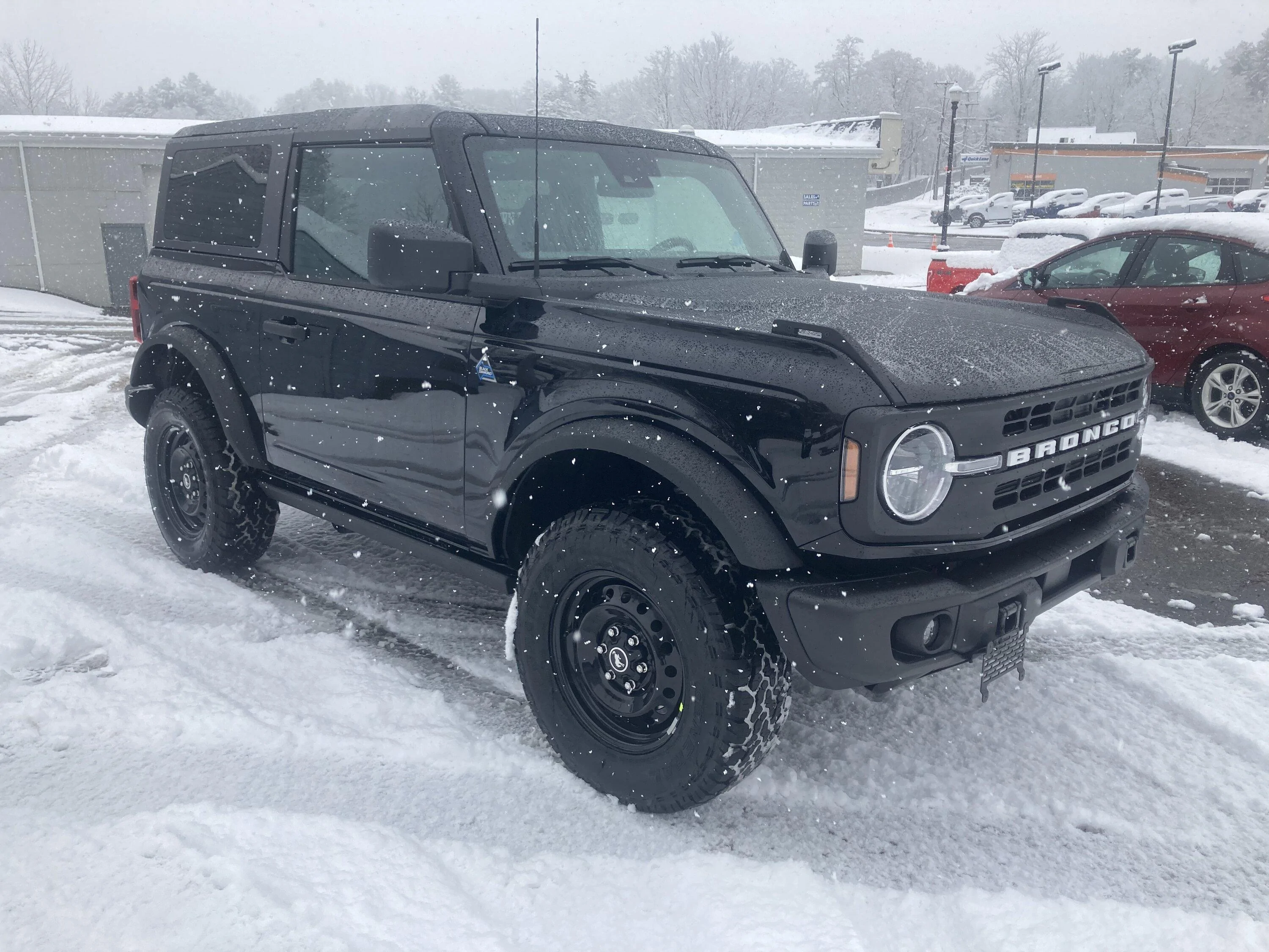 Ford Bronco SHADOW BLACK Bronco Club B51D03A0-072D-4984-BF75-0B895D632618
