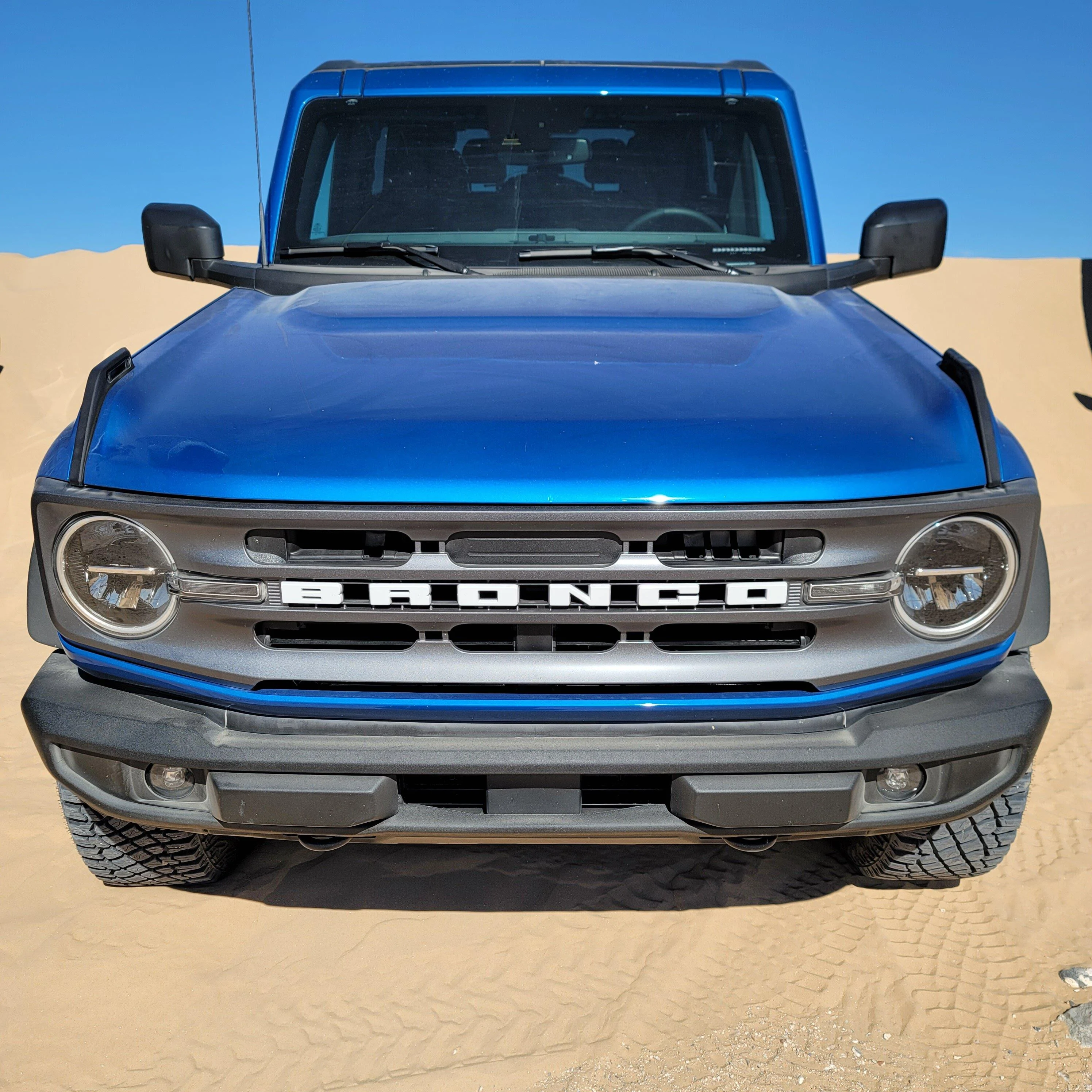 Ford Bronco Can't decide between Eruption Green and Velocity Blue!!! 20221029_114724