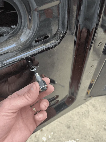 Ford Bronco DIY - Awesome Bronco base sound system upgrade with subwoofer for under $1,500  without losing space! 1674427882875