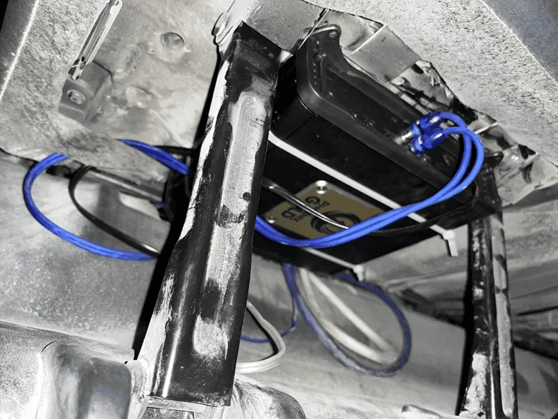 Ford Bronco DIY - Awesome Bronco base sound system upgrade with subwoofer for under $1,500  without losing space! 1674428098775