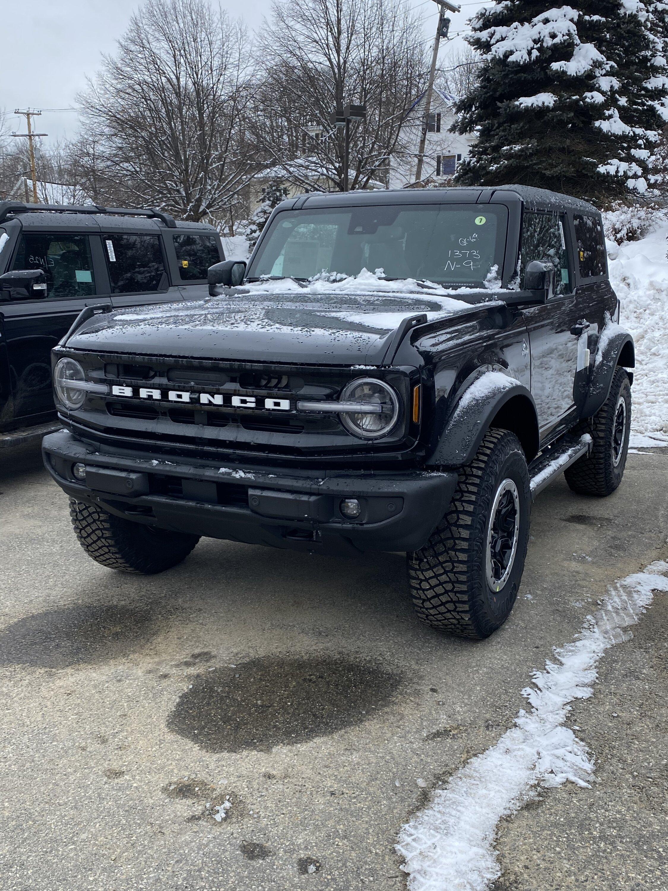 Ford Bronco OBX Order Club sit rep D61F3229-7C14-475F-A74A-41956DAE94F2