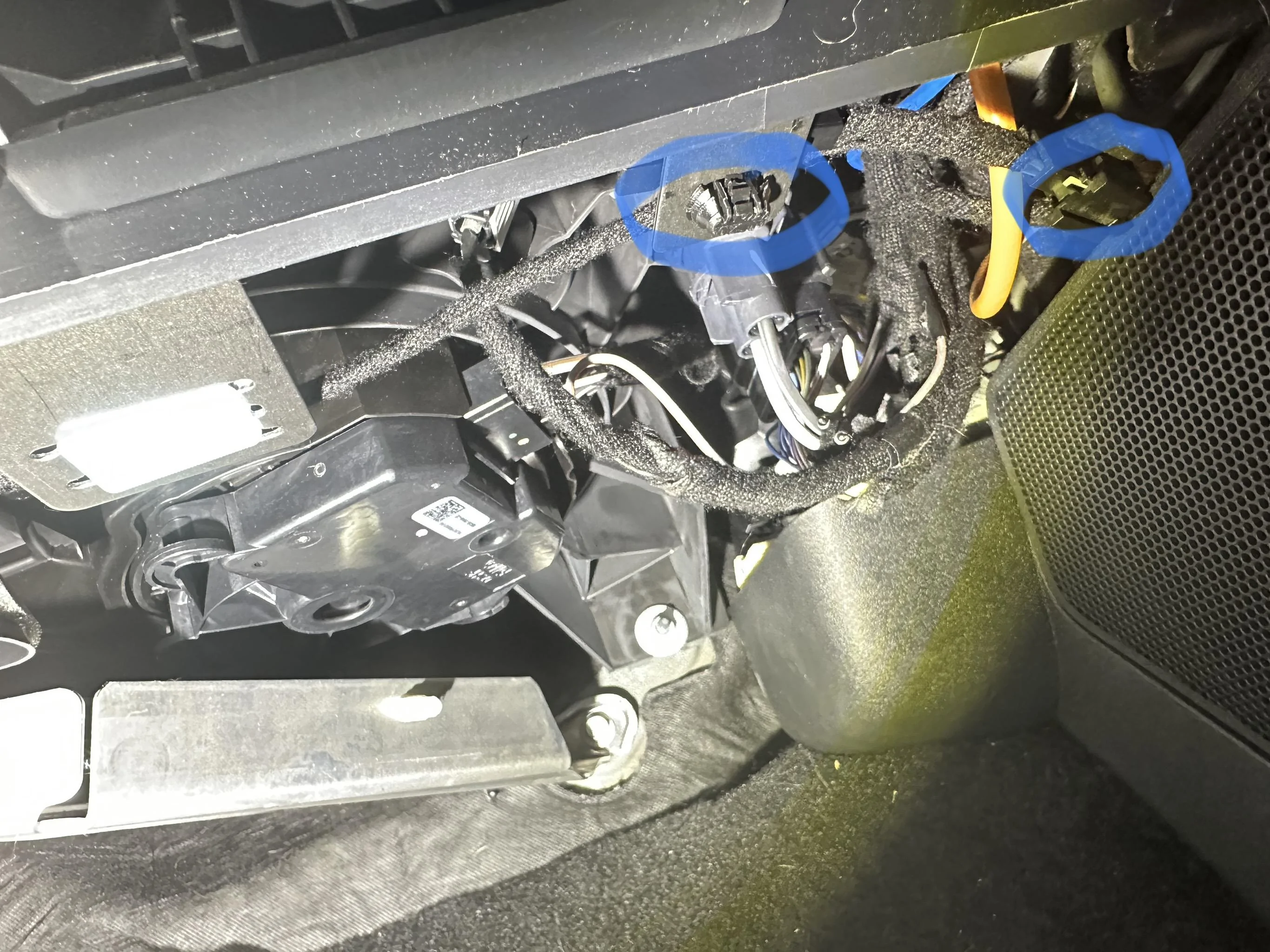 Ford Bronco Color changing ambient lighting using Ford OEM parts IMG_0290