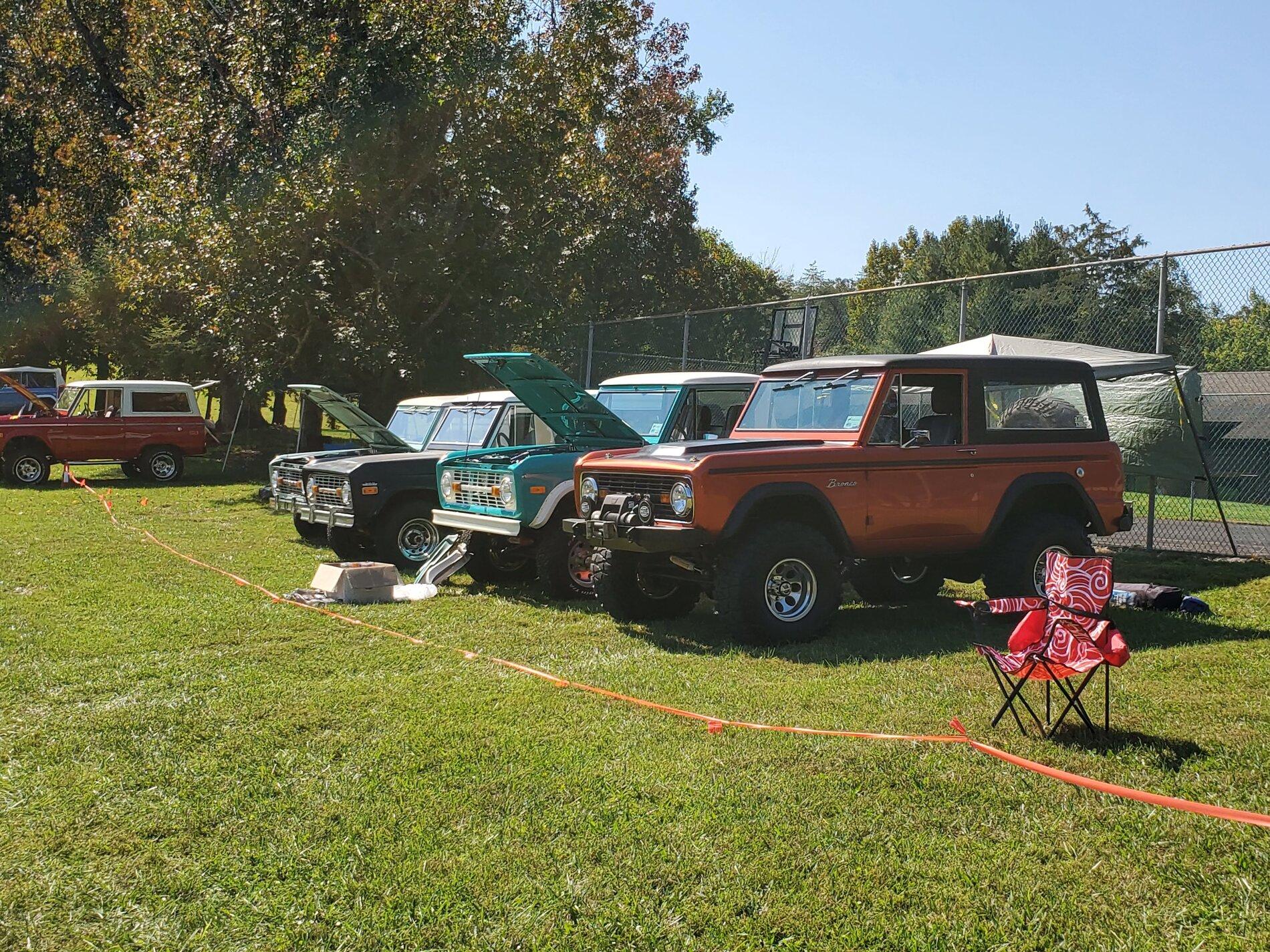 Ford Bronco The Classics On Display at SuperCel East 20201007_131406