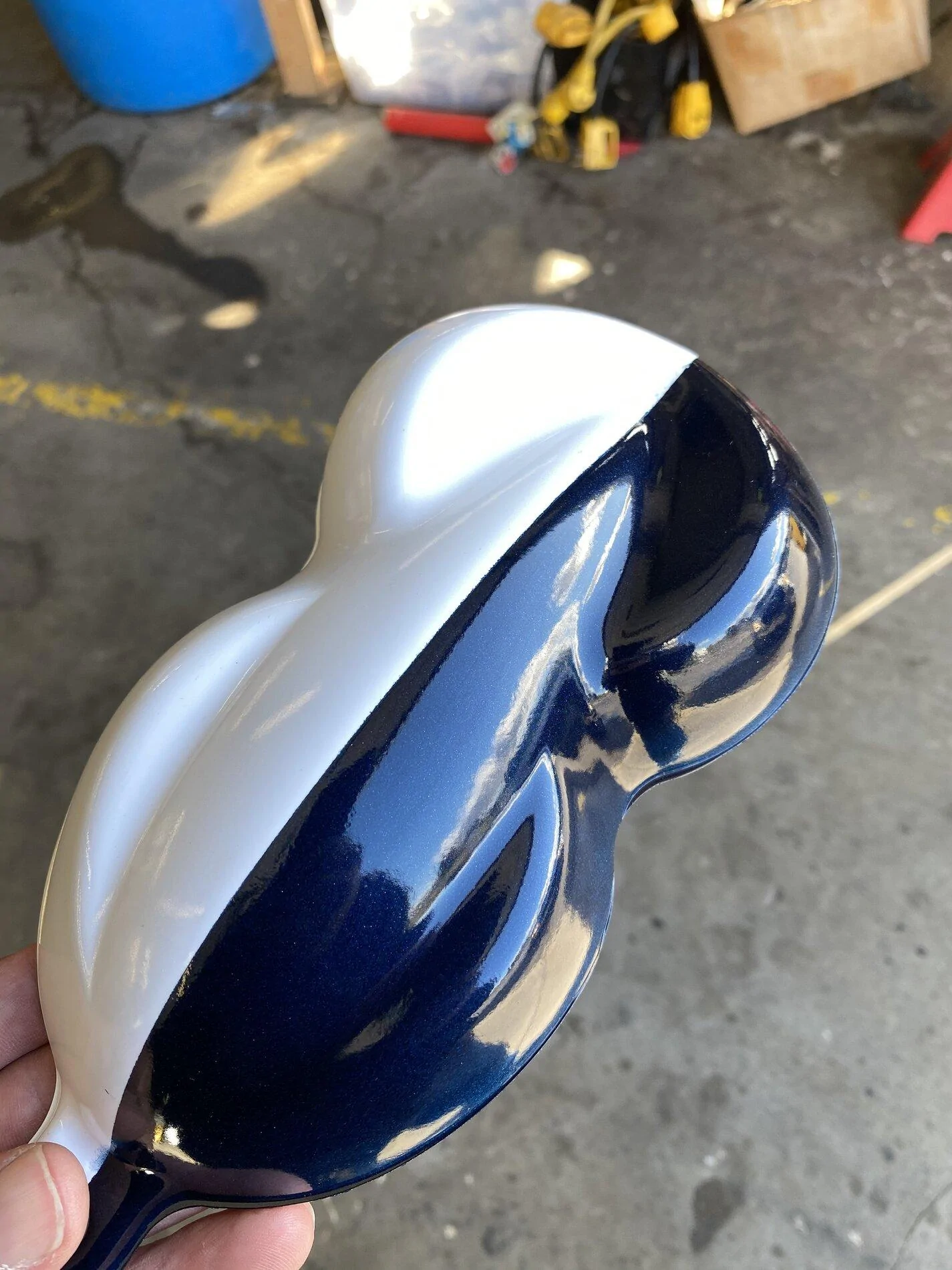 Ford Bronco Antimatter blue with white combo 7DE1C83E-9A60-4125-87AF-F72F22C7824C