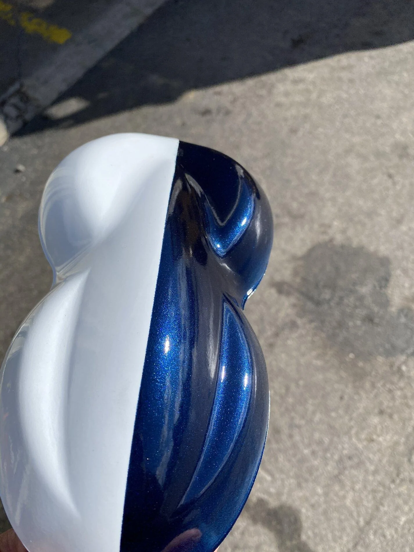 Ford Bronco Antimatter blue with white combo A0547E18-2DCE-47C3-9FA6-E7C7532C16E9