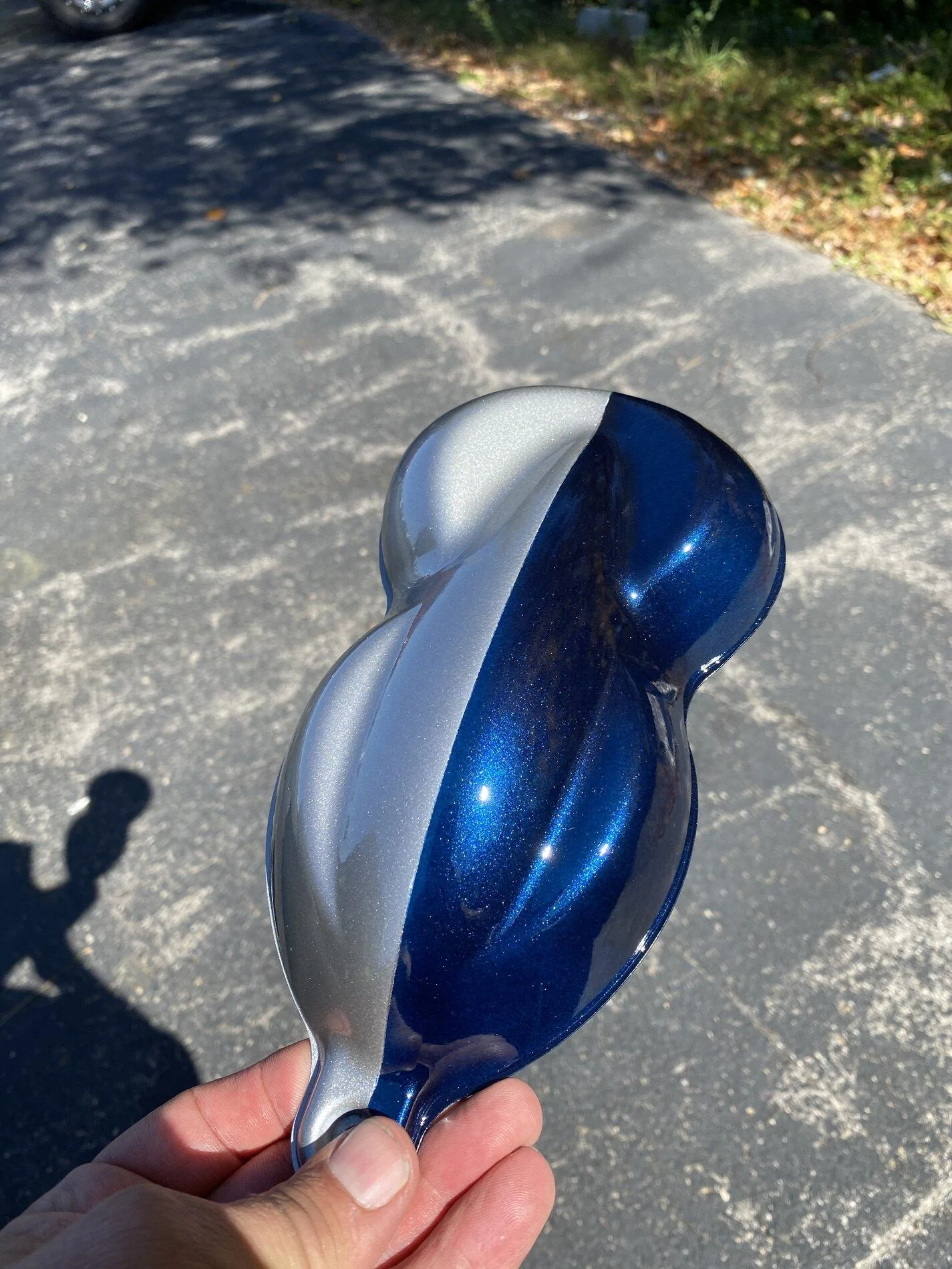 Ford Bronco Antimatter blue/ iconic silver combo B2FE46BD-A367-4BAC-BE20-1229F448C1BF