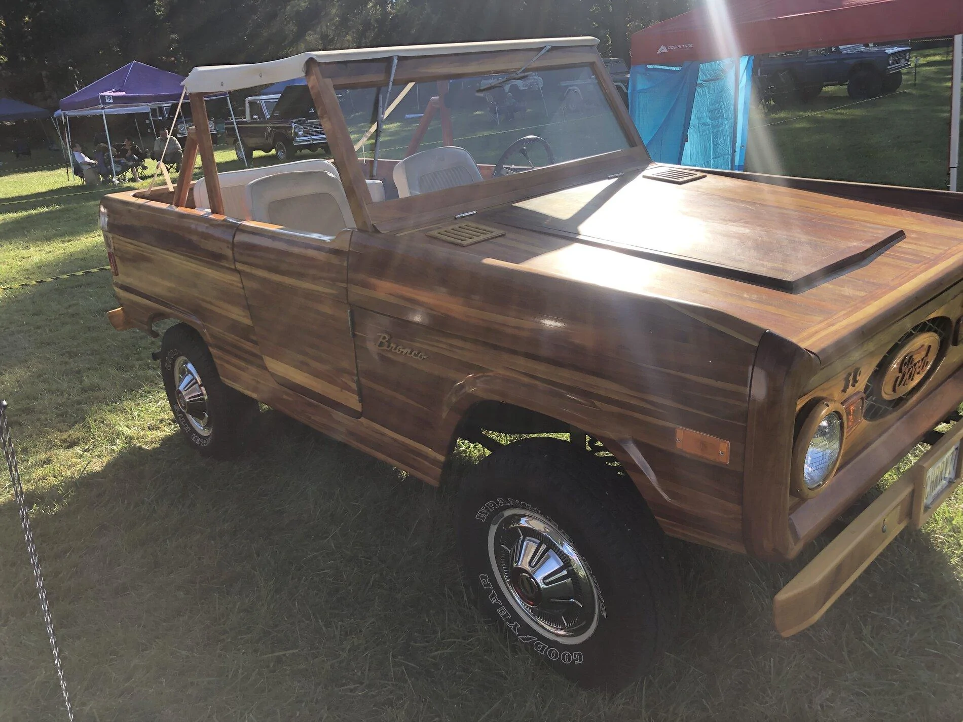 Ford Bronco New brown color? E0C9CE32-3826-491E-ADCC-43F9A96FF602