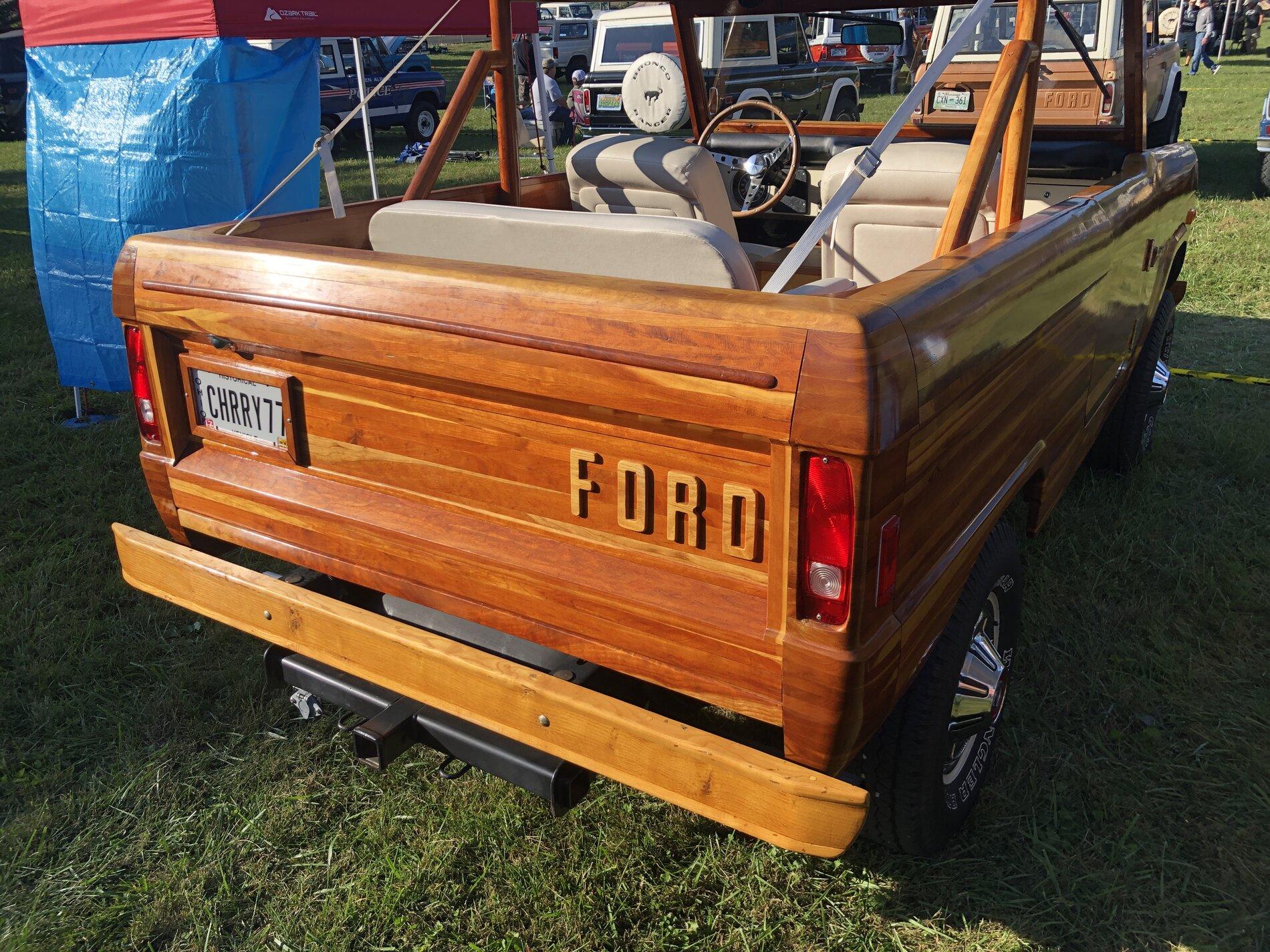 Ford Bronco New brown color? ADB66DCF-818C-4C4D-B737-3B51E8CC6D77