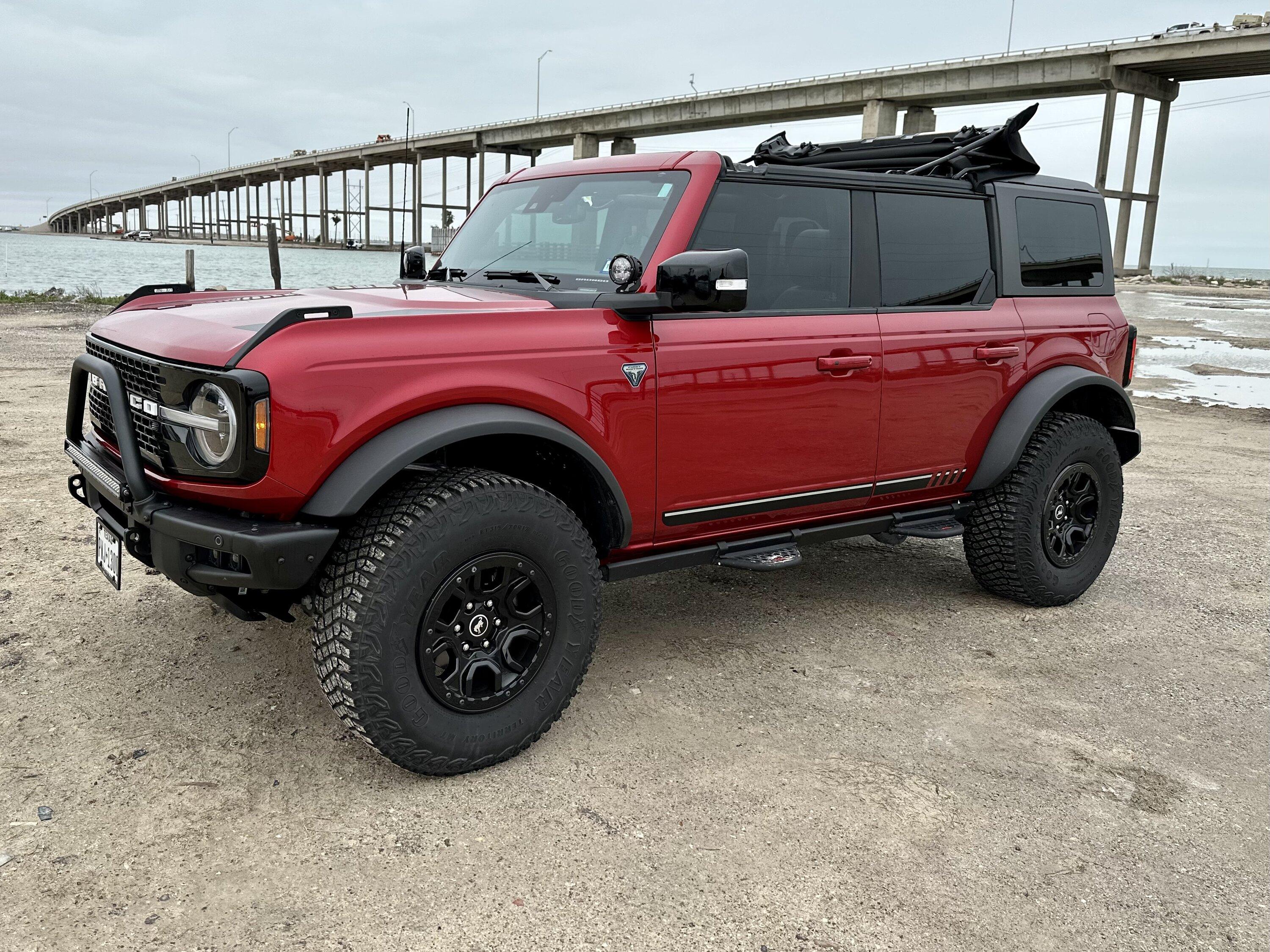 Ford Bronco Bestop Skyrider - Installation Video and Review by Owner ✅ 46CD9B6F-C4FD-4612-9077-F46C577B547C