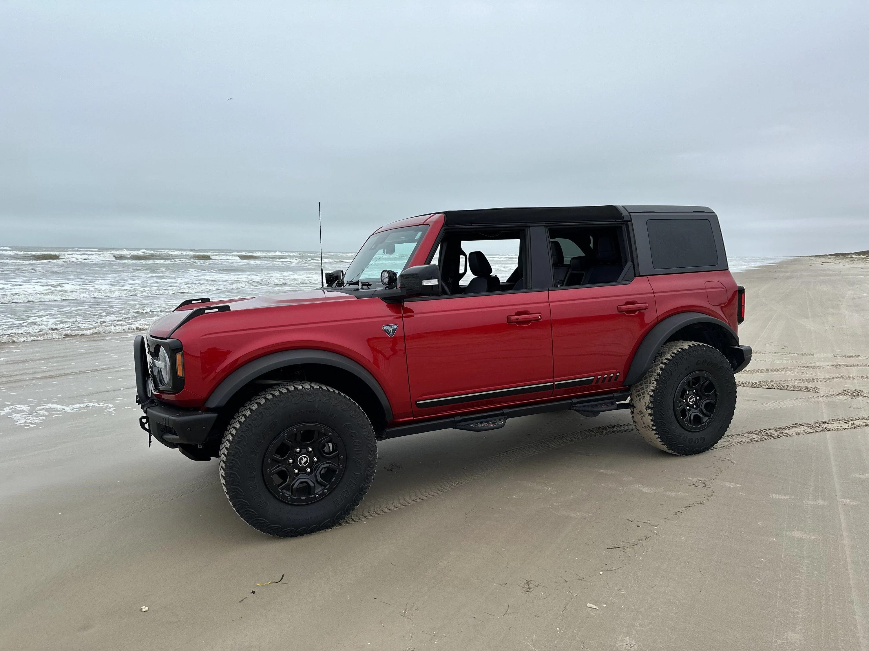 Ford Bronco Bestop Skyrider - Installation Video and Review by Owner ✅ F792F005-5865-4A0D-A117-6B38DB88C59E