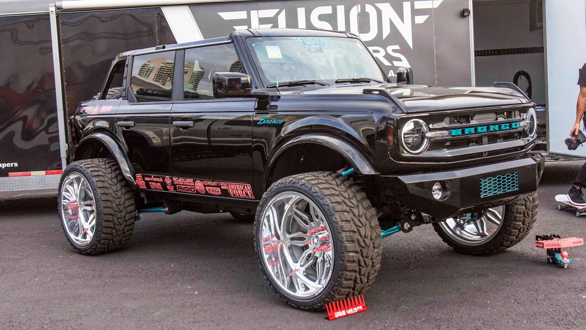 Ford Bronco Jeep is more affordable 01-2021-sema-show-truck-fusion-bumpers-bronco