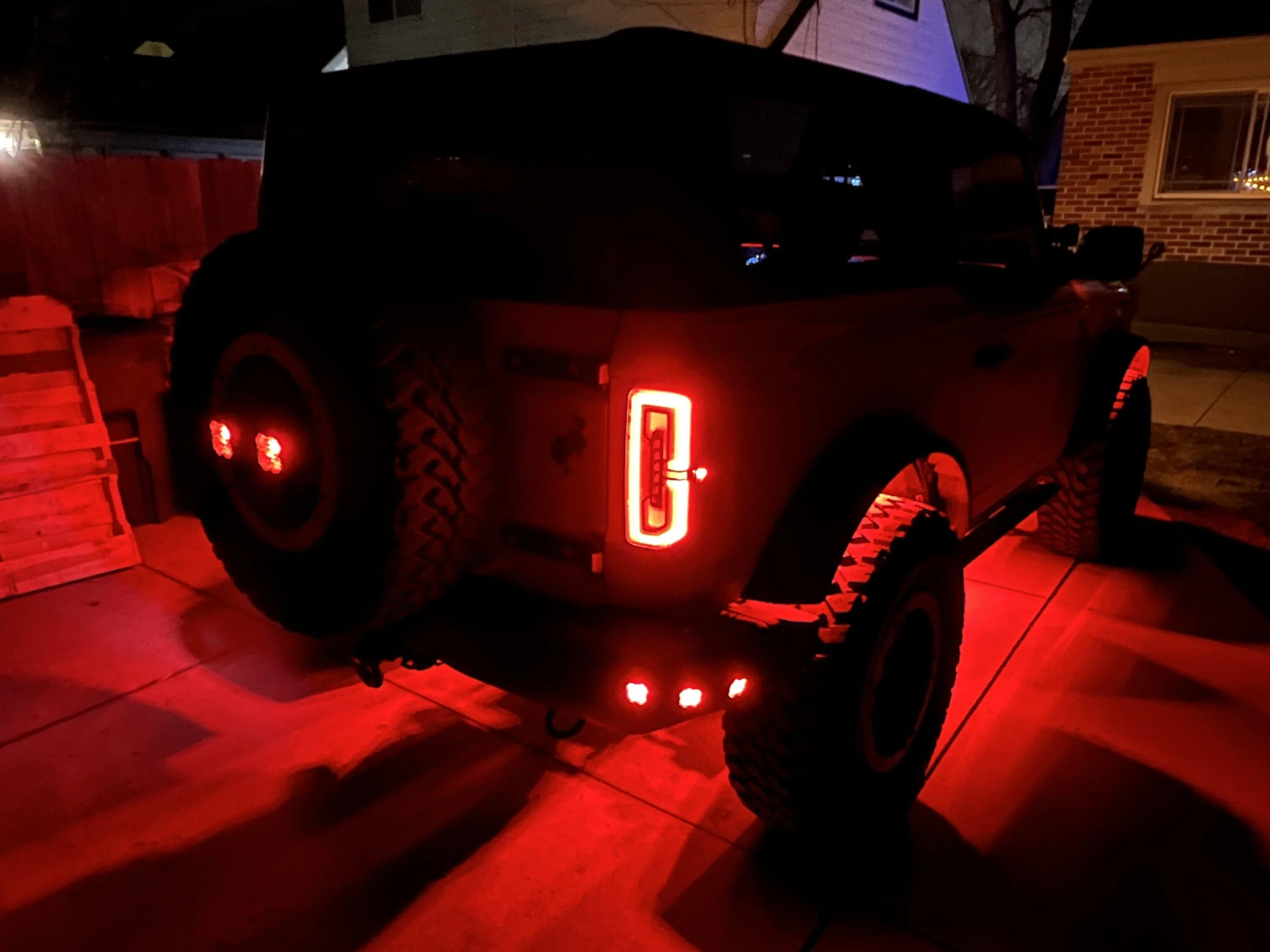 Ford Bronco Reverse lights (cube) location ideas B928594E-7B5D-4661-9ADE-EE7583243A50