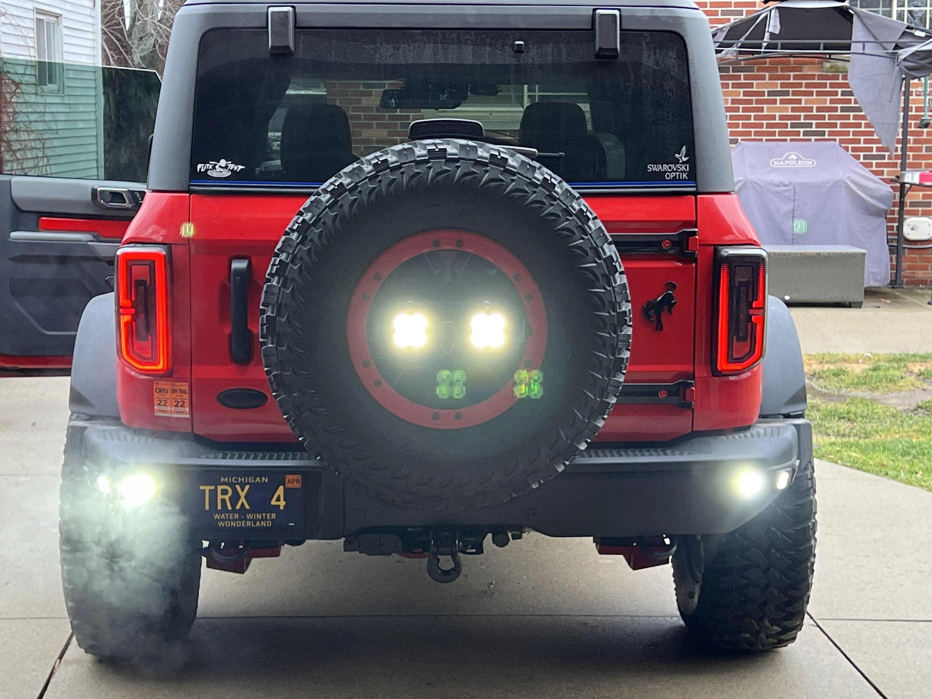 Ford Bronco Reverse lights (cube) location ideas E21D66C1-DA6B-4A71-814E-A2860B5E87F4