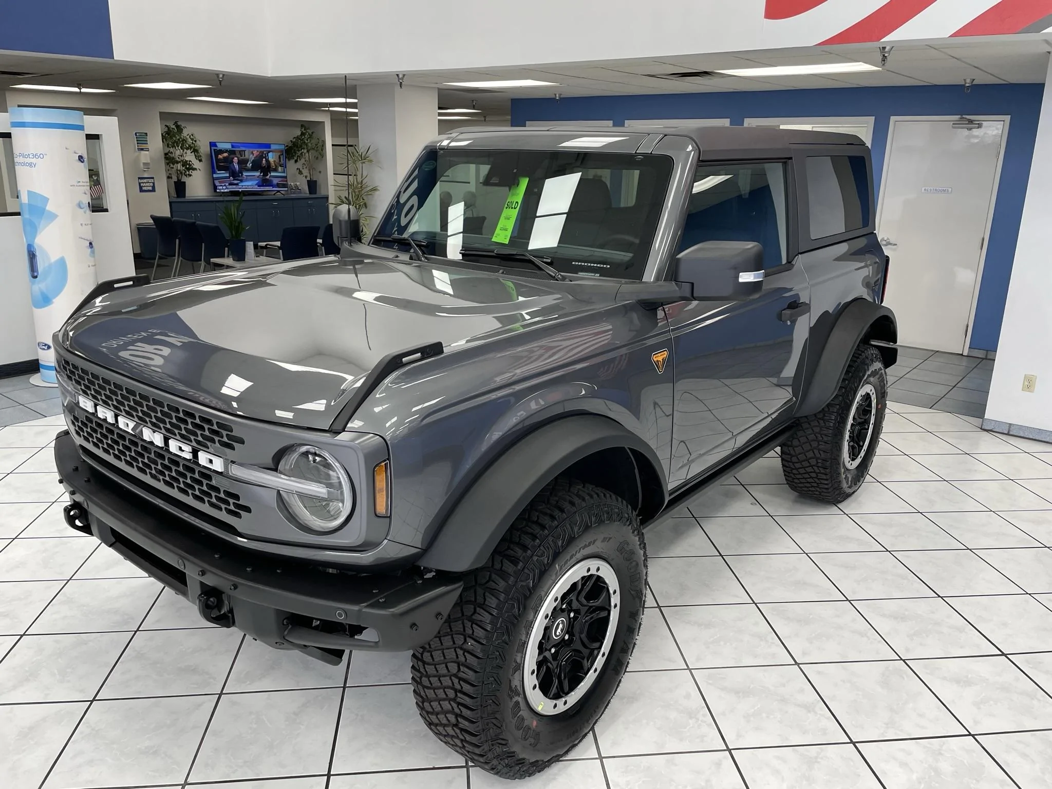 Ford Bronco Howdy 596E9A3C-2955-46DE-AEA1-374F07733662