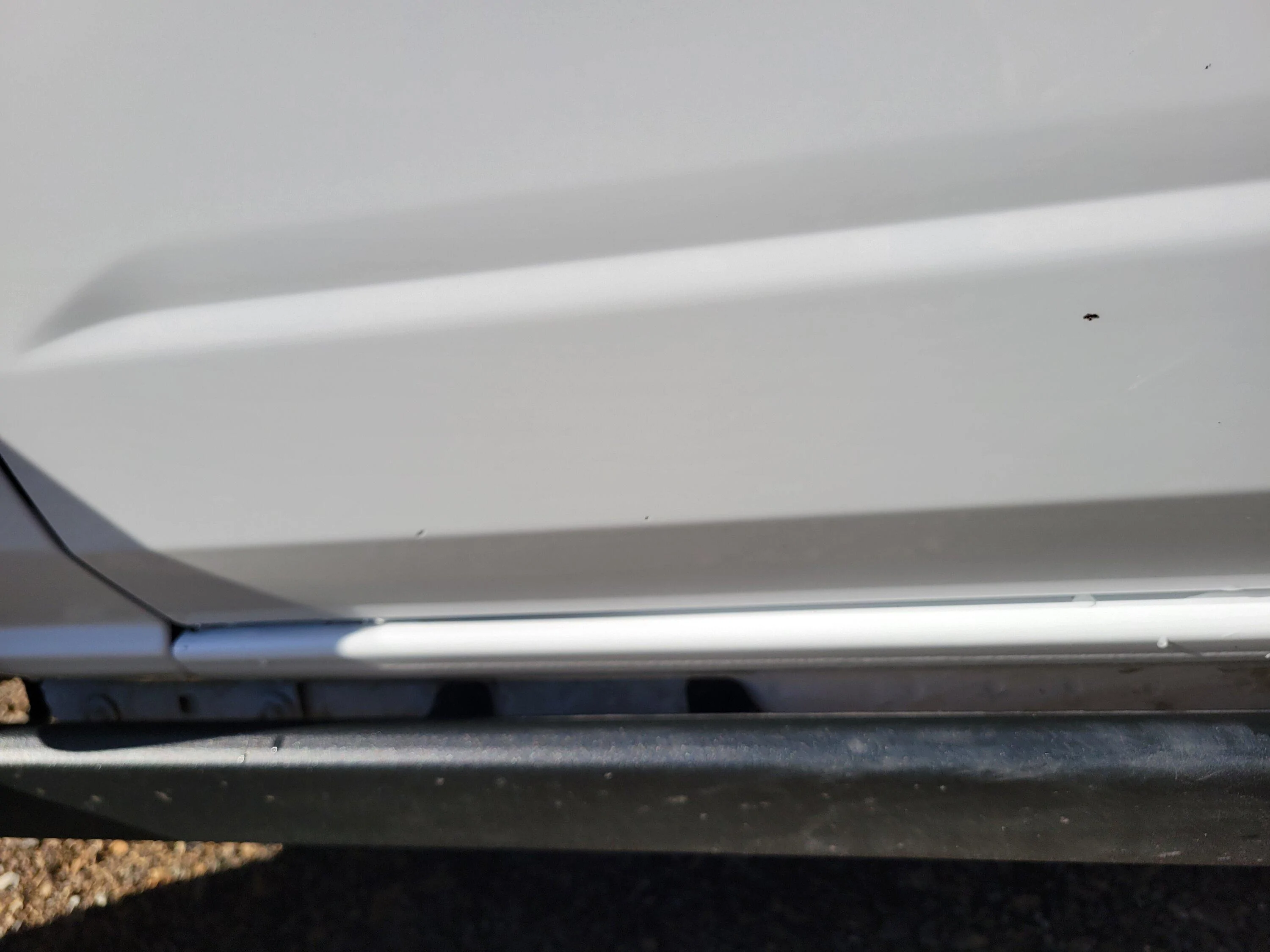 Ford Bronco 1st wash - paint chips and rail rust 20230124_143418