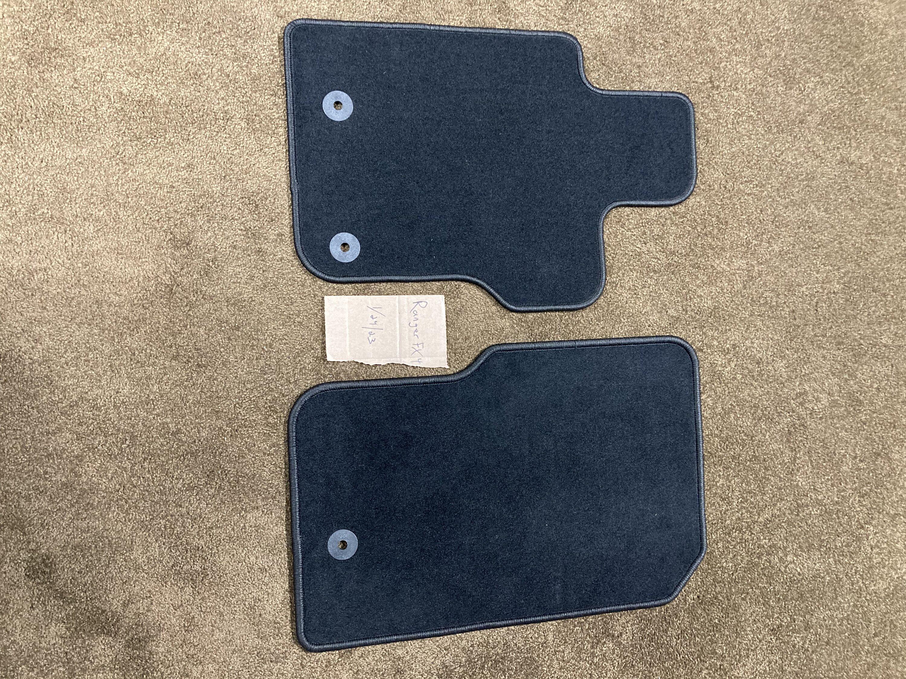 Ford Bronco Bronco Front Mats 3DAAF9E1-0BA1-4307-B4FF-9E909848AE6D