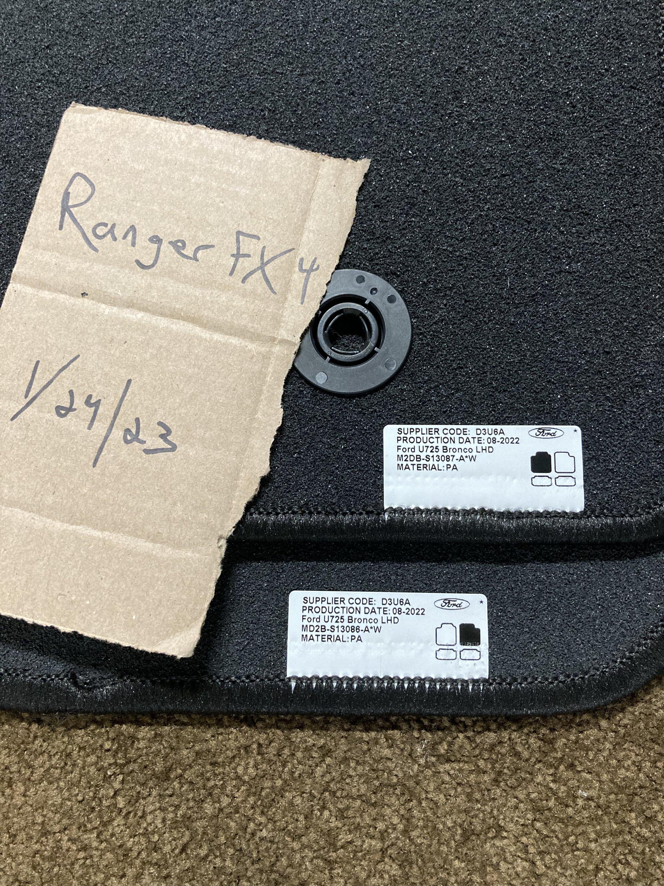 Ford Bronco Bronco Front Mats FB735A12-E2B2-42B9-B90B-46D55BE24D6D