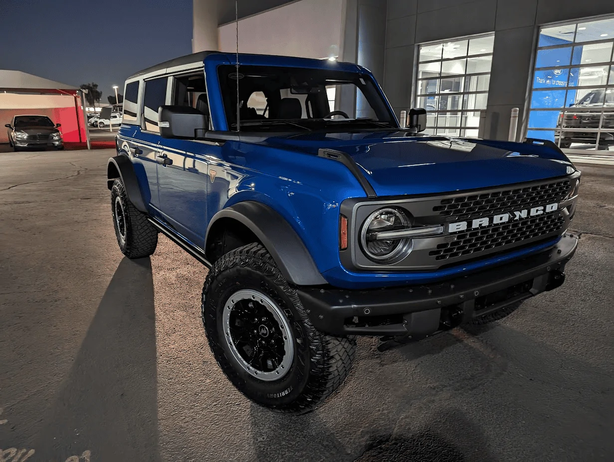 Ford Bronco 12/19/2022 build week group 1674617194619