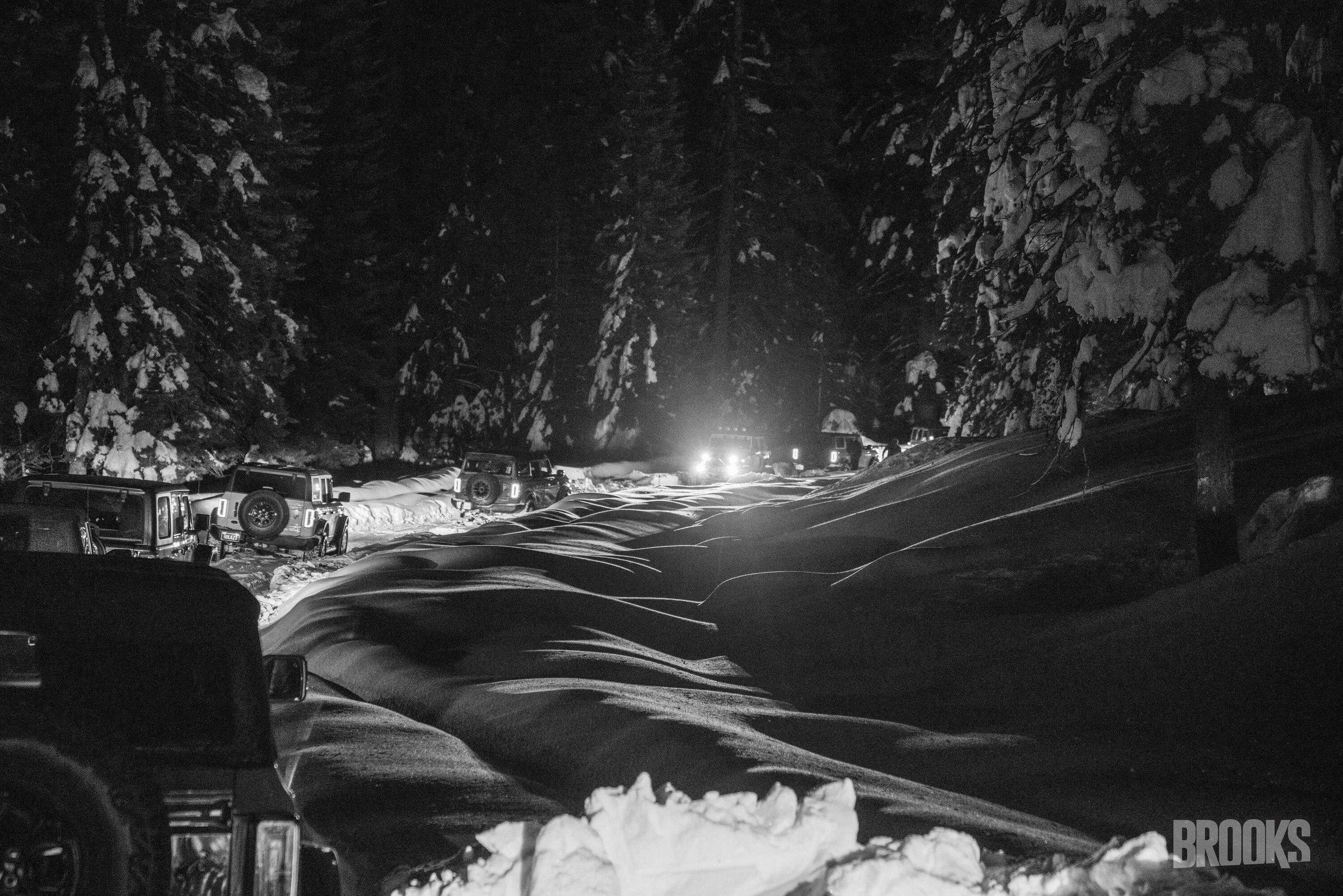 Ford Bronco 20+ Broncos hit the mountain to find some snow... lessons were learned MJB01204