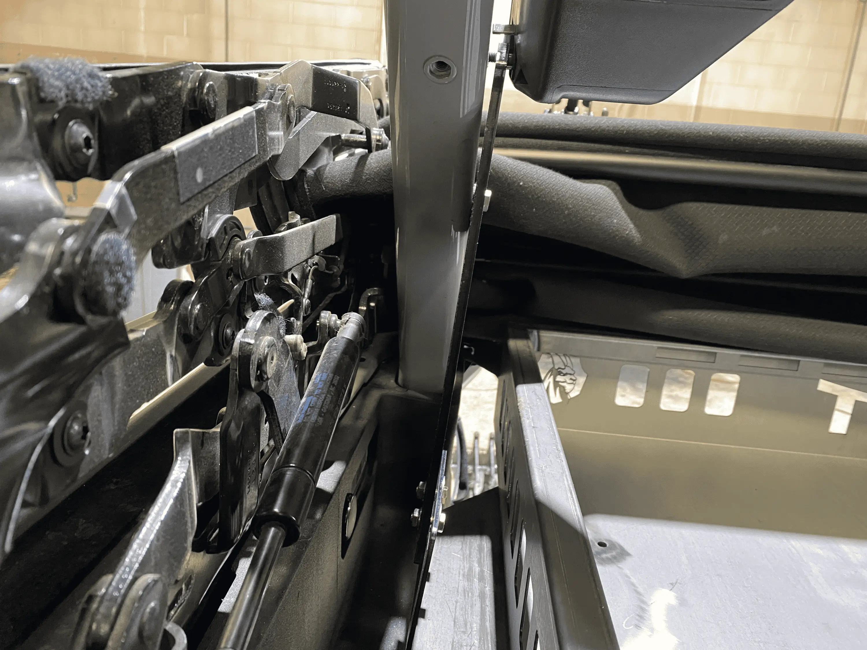 Ford Bronco GOAT FABRICATION ADJUSTABLE CARGO BASKET IMG_6694