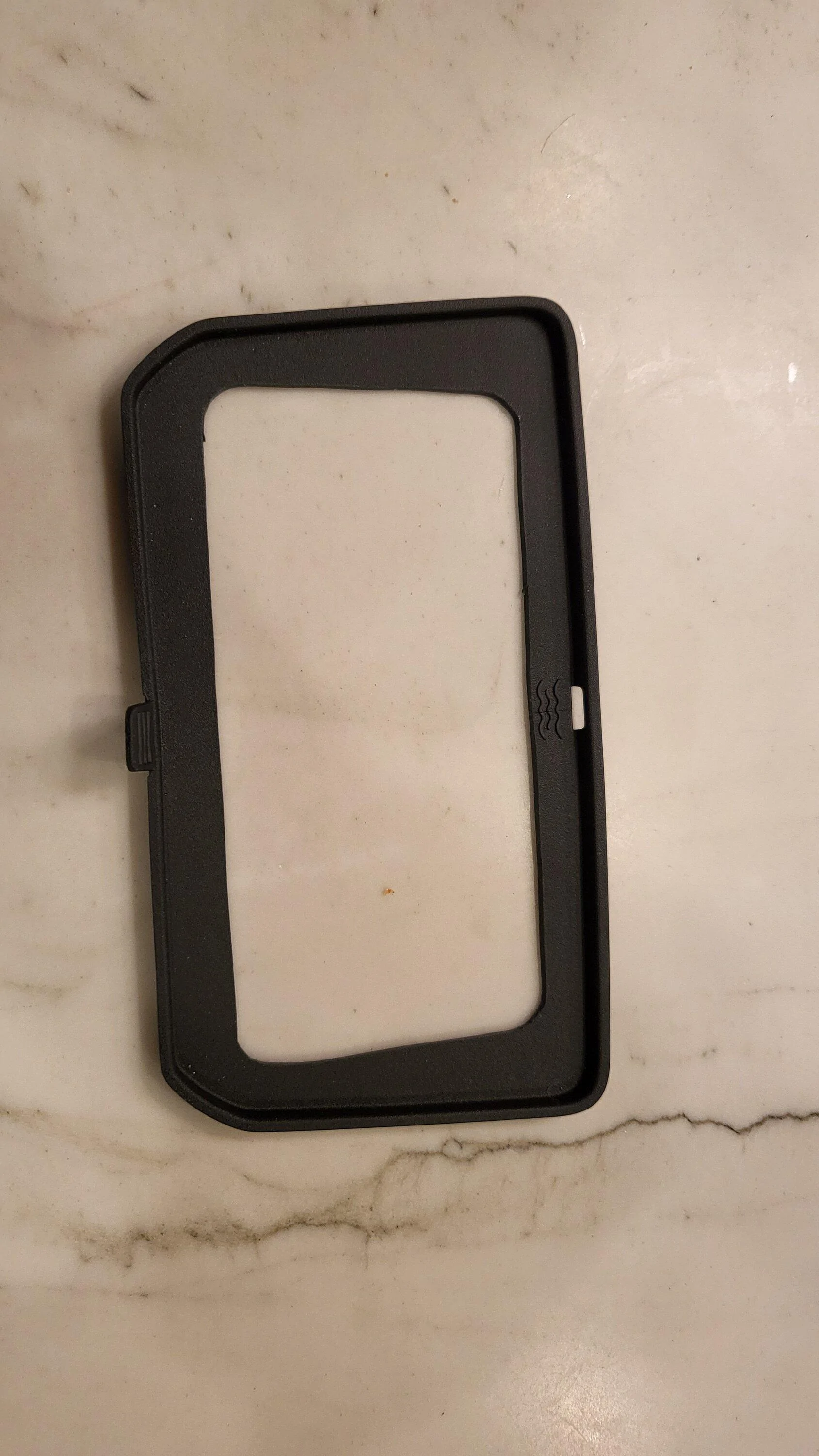 Ford Bronco Simple wireless charging mod for the base 20230125_200406