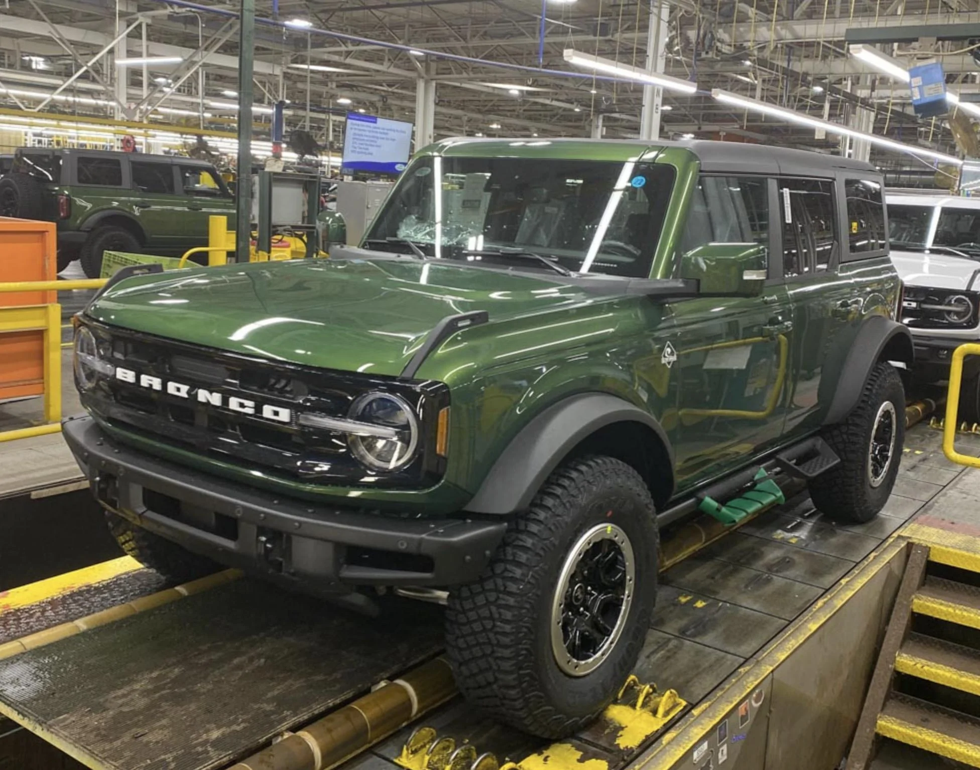 Ford Bronco Hardtop vs Soft Top FBCA6C96-5004-4910-9896-D25BF5378C70