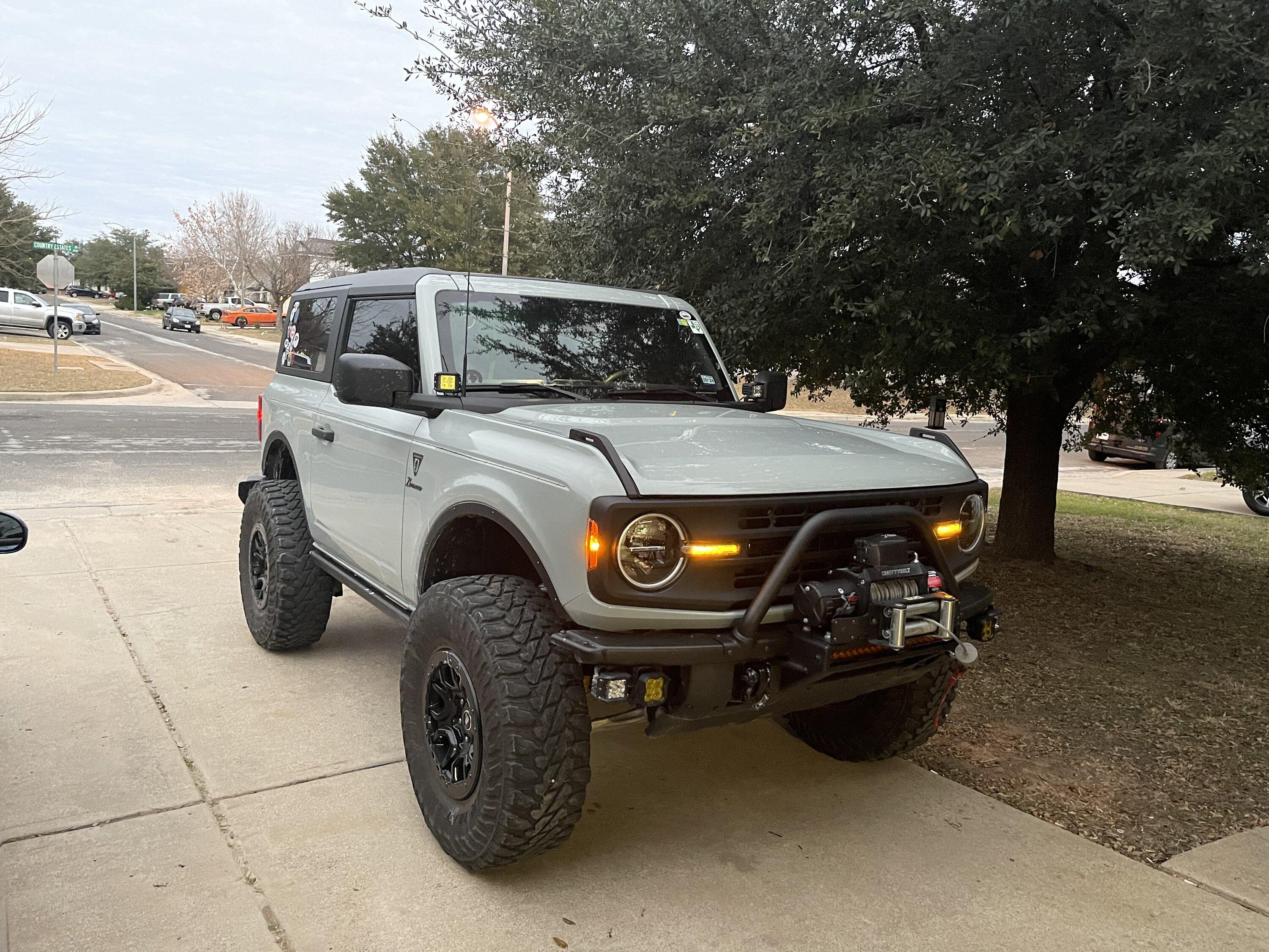 Ford Bronco 5/9 Build Week group. (ManSquatch Week) 890A7496-6F50-448B-A522-6E52291A1504