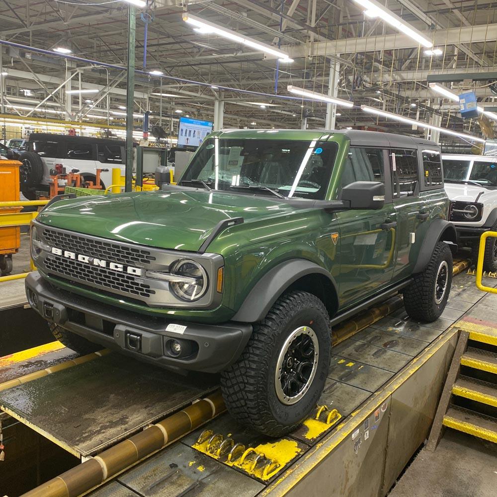 Ford Bronco 12/12/2022 build week with spreadsheet image