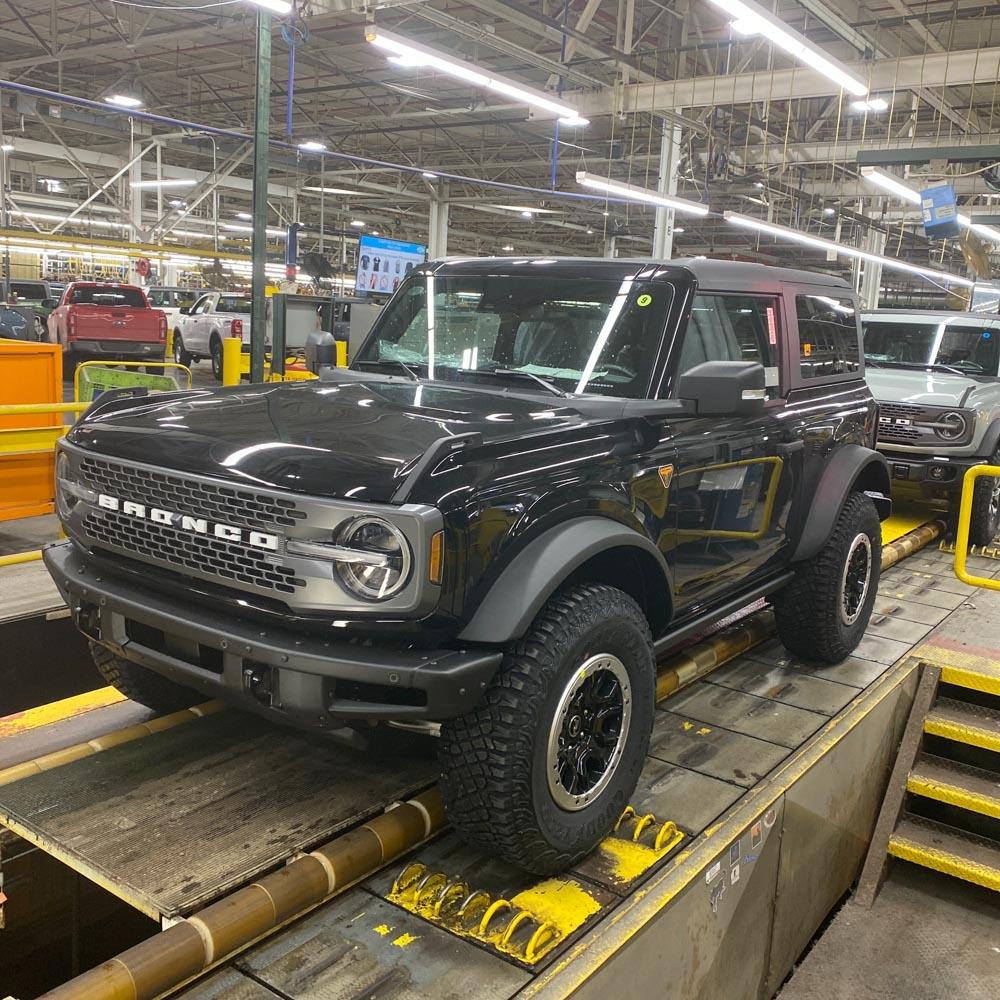 Ford Bronco 12/19/2022 build week group 80D218A9-6840-4305-ACC5-DD6FBF678749
