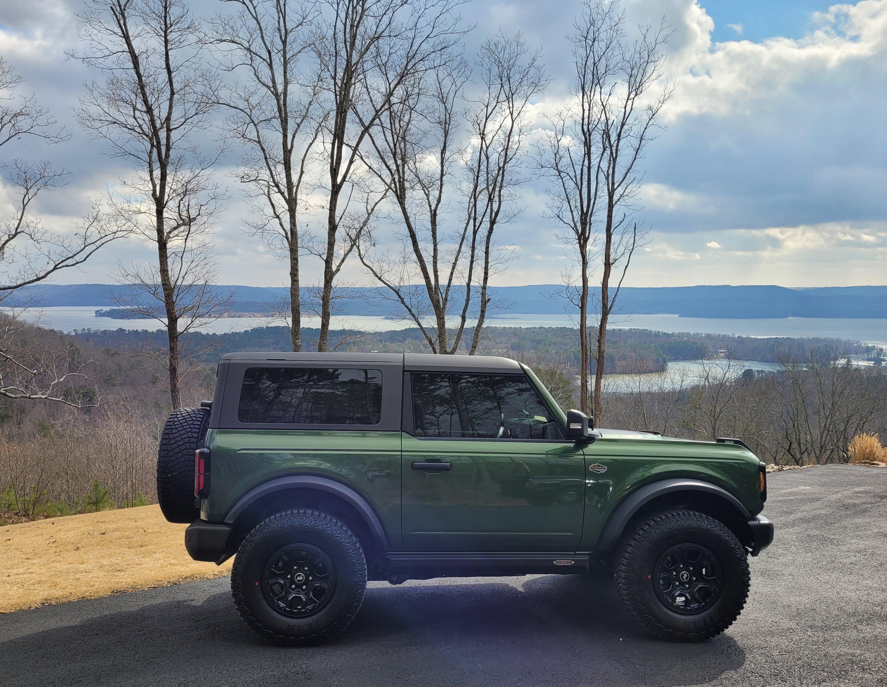 Ford Bronco ERUPTION GREEN Bronco Club 20230126_114424