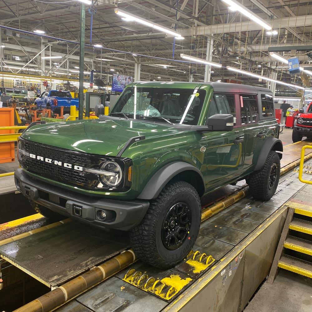 Ford Bronco 12/19/2022 build week group image
