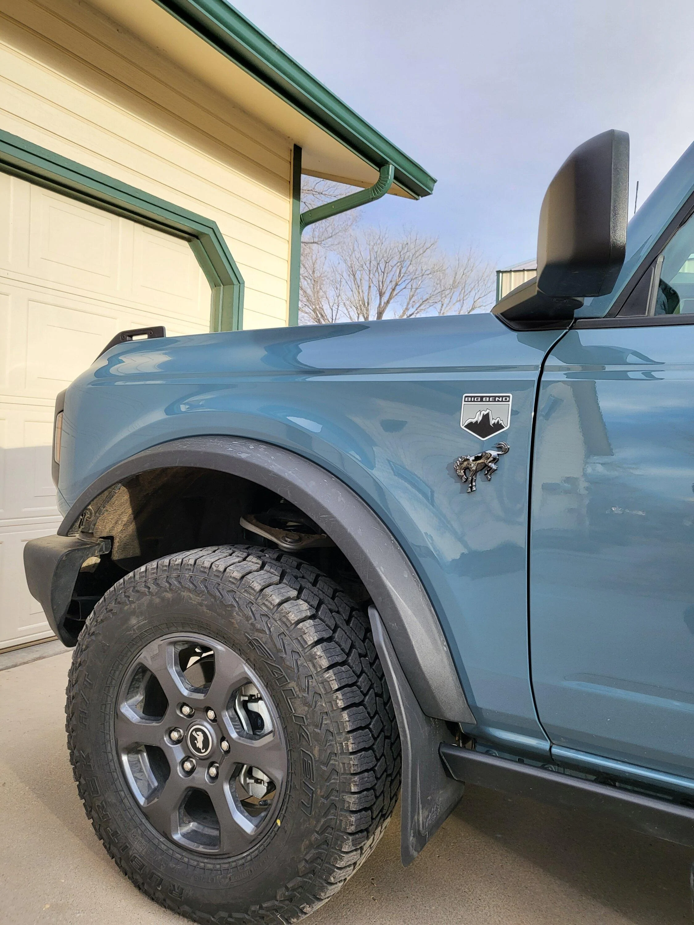 Ford Bronco Controversial subject here.....mud flaps. 20230114_160143