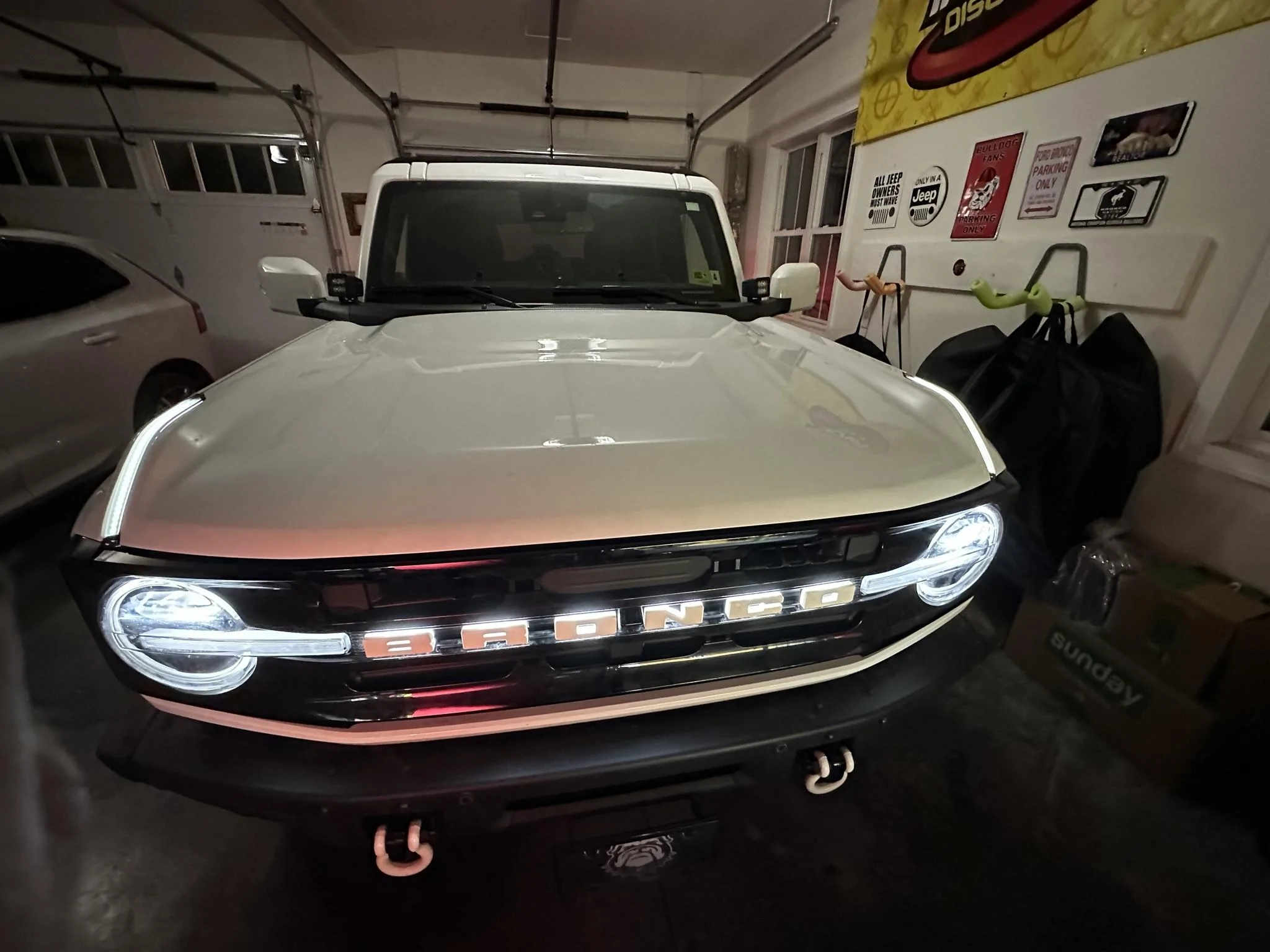 Ford Bronco Quake LED Trail Sight Delete Kit installed 0F414220-20E9-41DB-A2C6-128028857017