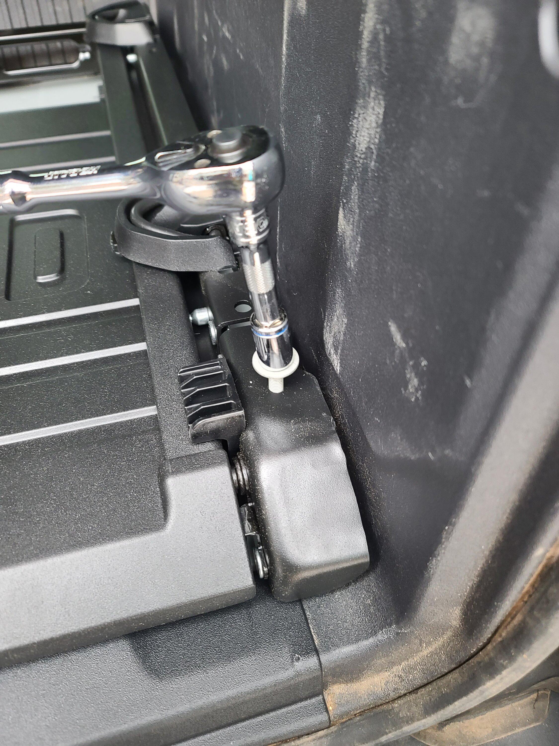 Ford Bronco Slide out tailgate install - '21 BL Sas 20230128_134750