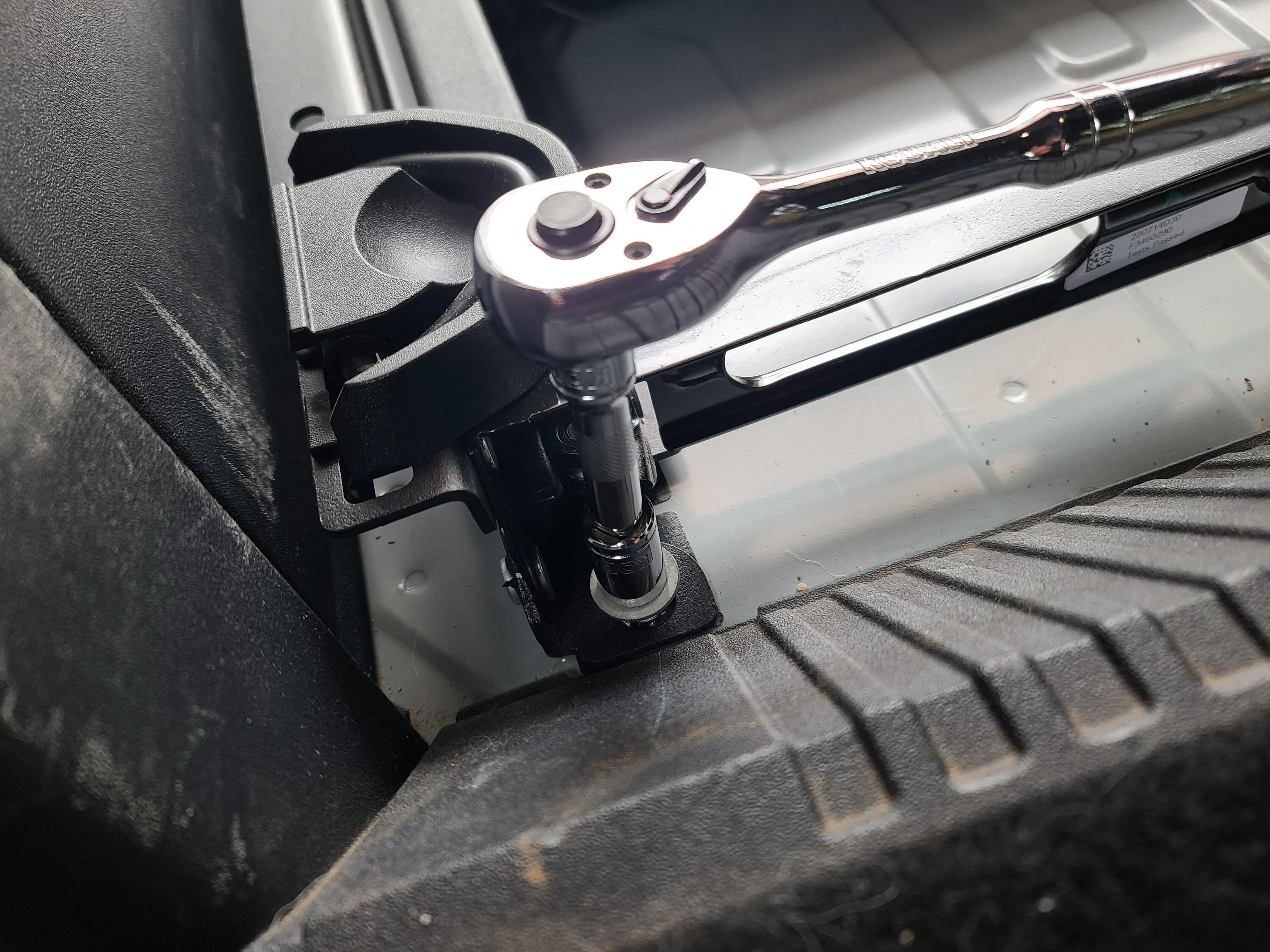 Ford Bronco Slide out tailgate install - '21 BL Sas 20230128_140445