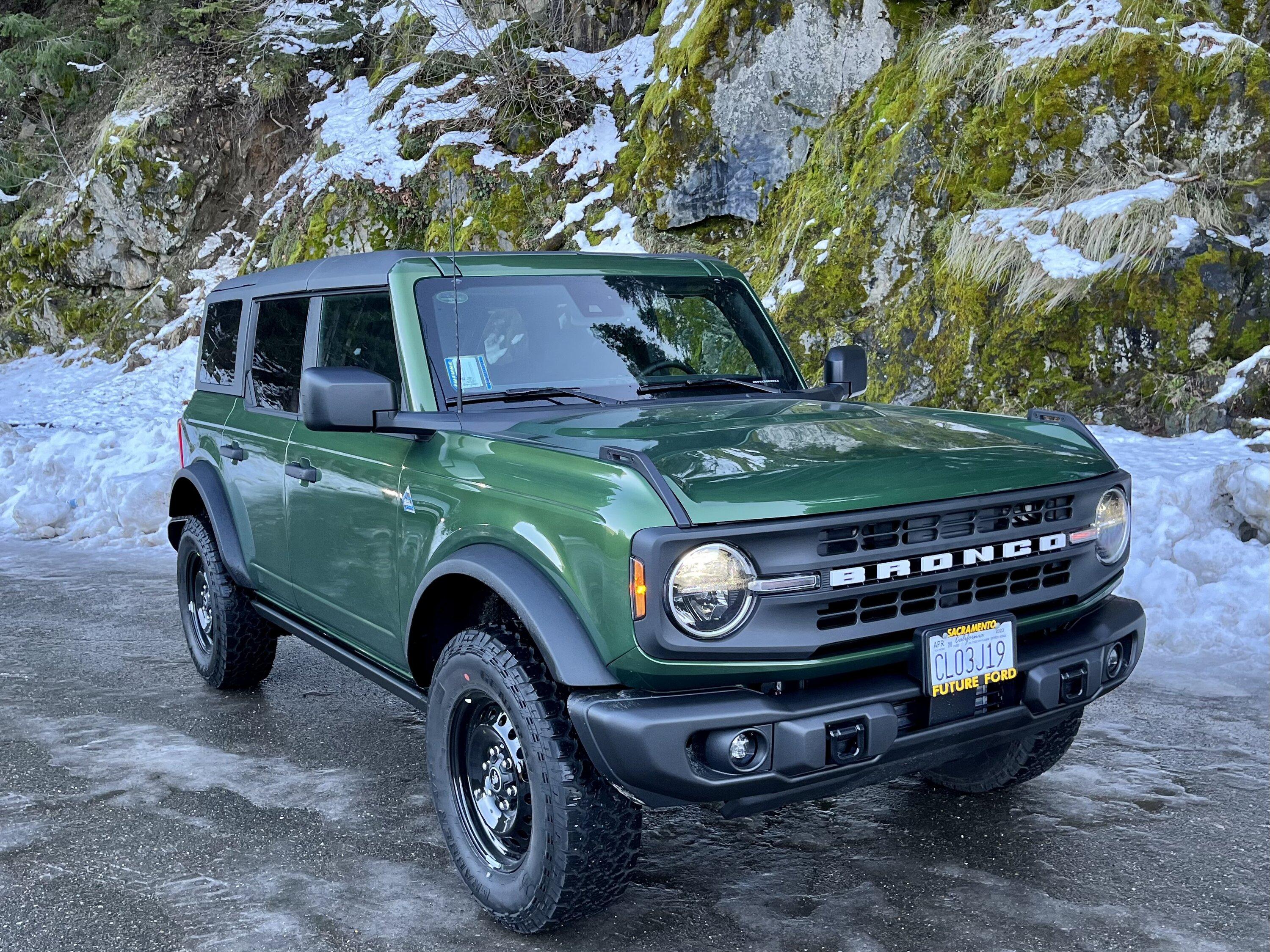 Ford Bronco ERUPTION GREEN Bronco Club A7DDE68B-85CE-4EDF-B29E-BBC110645C0D