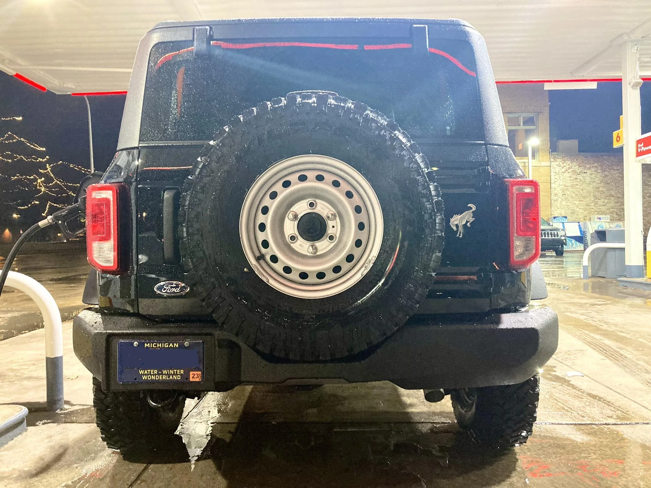 Ford Bronco Show us your installed wheel / tire upgrades here! (Pics) B95DE955-F116-469F-AD7B-C7639827A91B