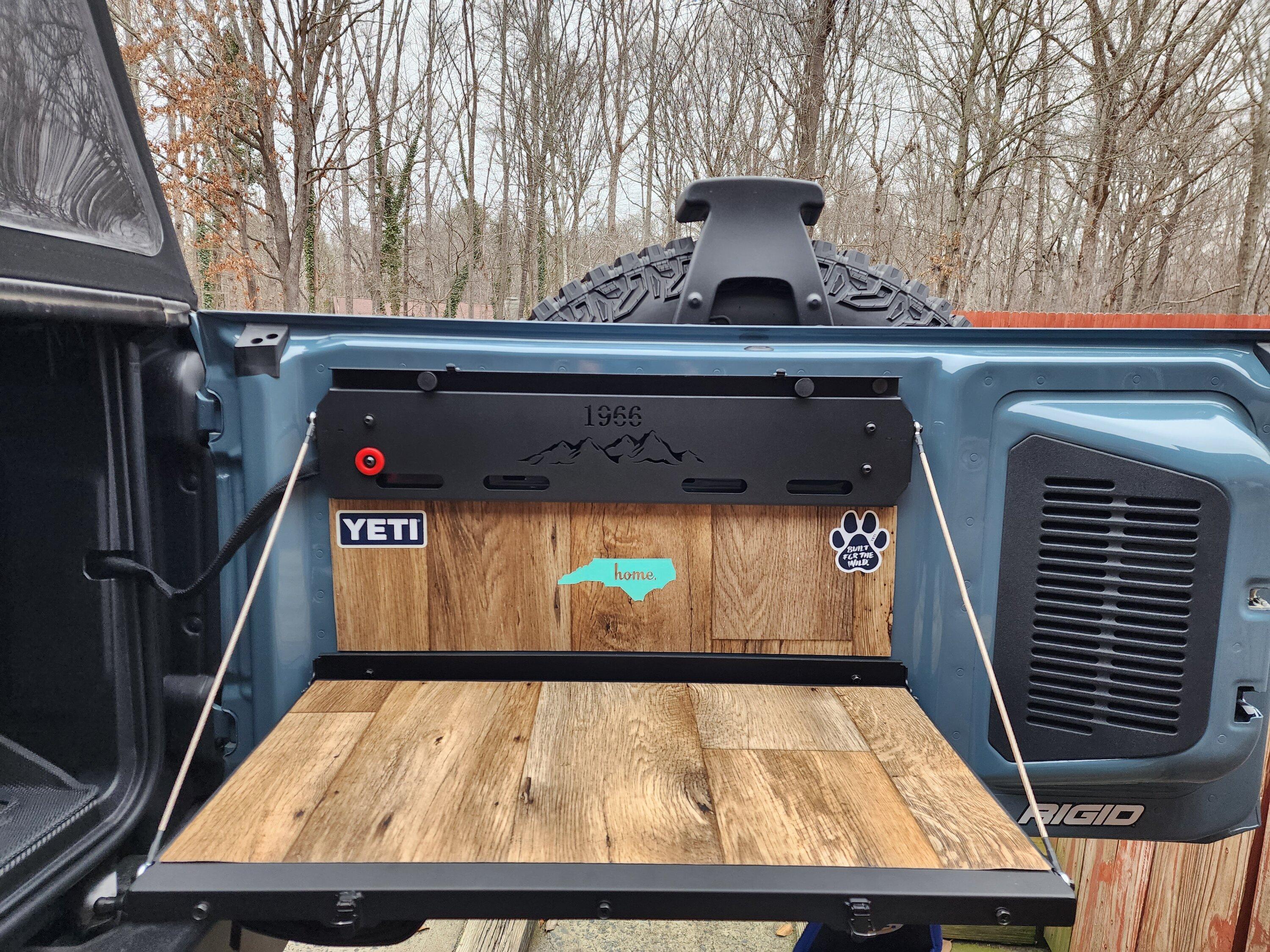 Ford Bronco Tailgate table touch up 20230129_161627