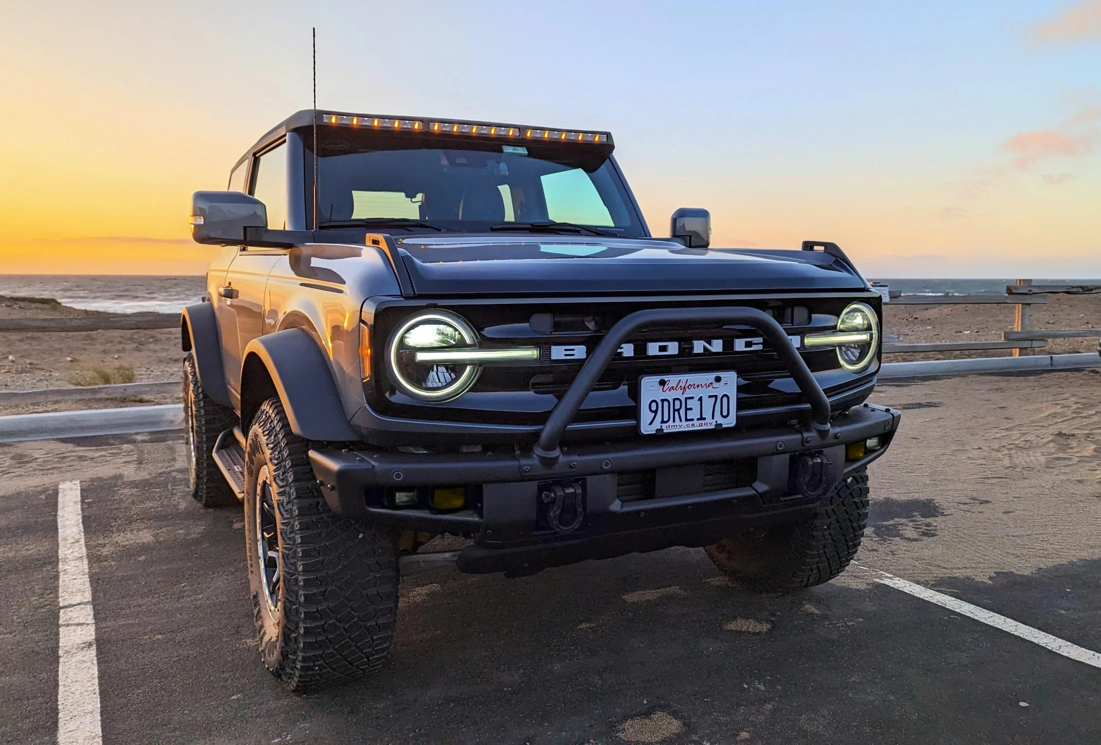 Ford Bronco Bronco Team 2 door. 1675118855396