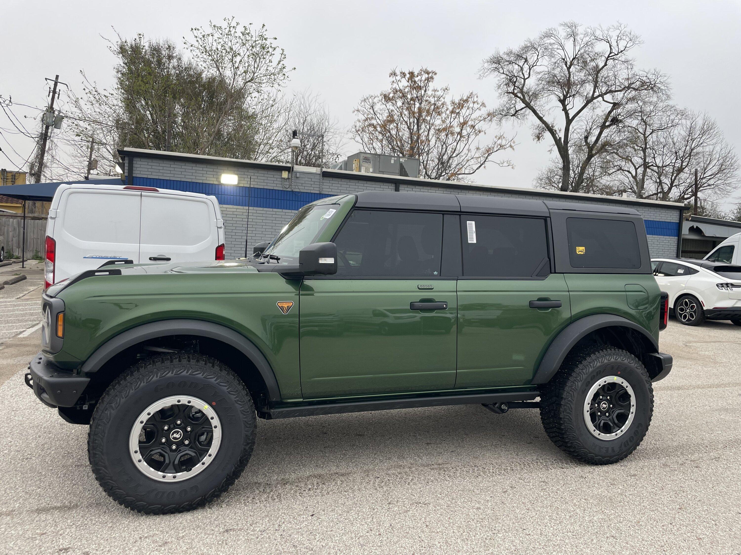 Ford Bronco 12/5/2022 Build week with spreadsheet EED92711-A582-4E8F-8806-FCBD7BB34B70