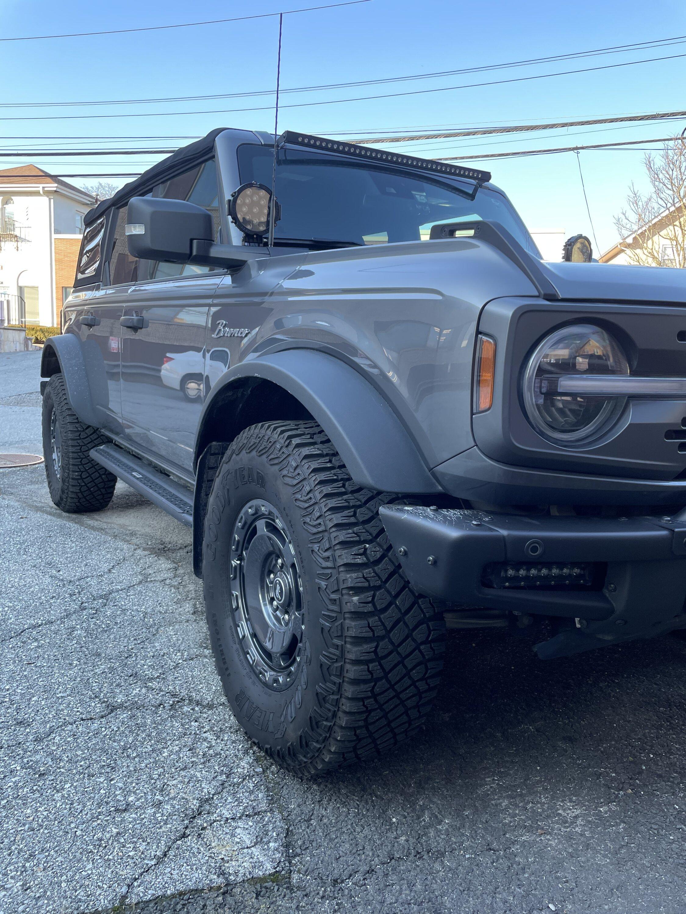 Ford Bronco BadSquatch gets Everglades shoes 8DA1E3A5-7C5D-41E1-B2B4-CA2F6001FF0A