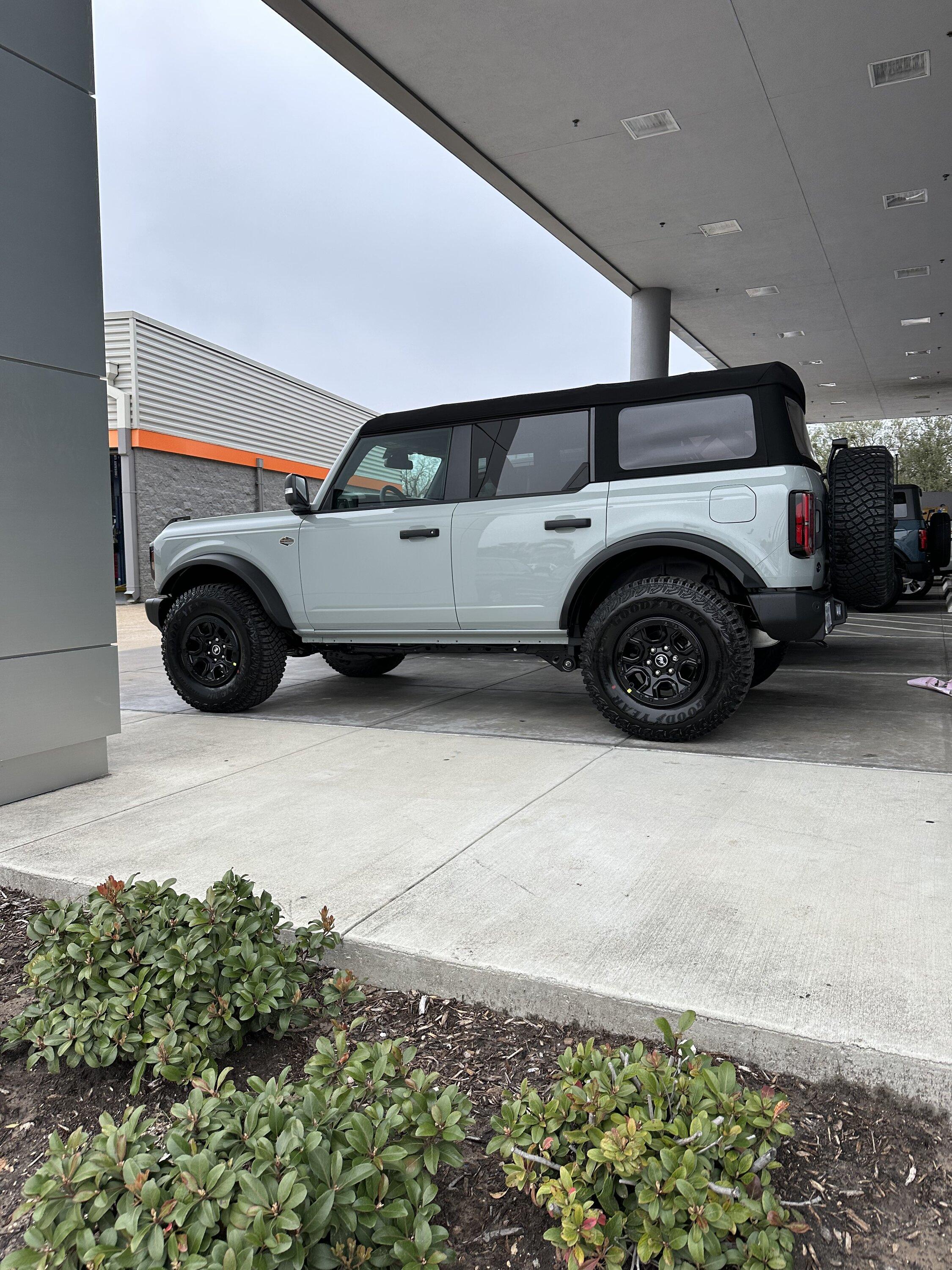 Ford Bronco 12/5/2022 Build week with spreadsheet C13BB7FE-41CF-406F-941F-6034FF0946B3
