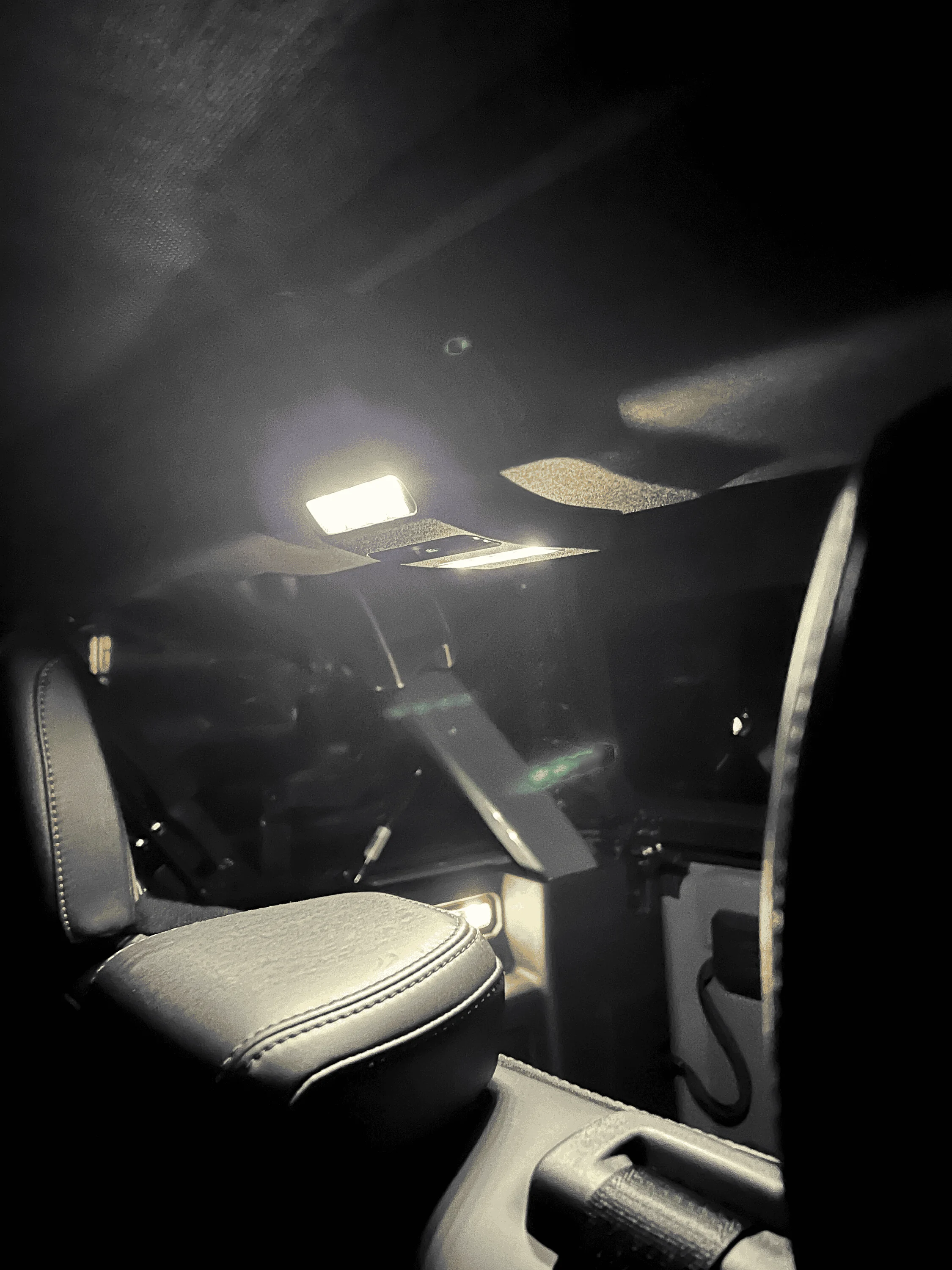 Ford Bronco Installed Mabett back seat/cargo area ceiling light 1675127521853