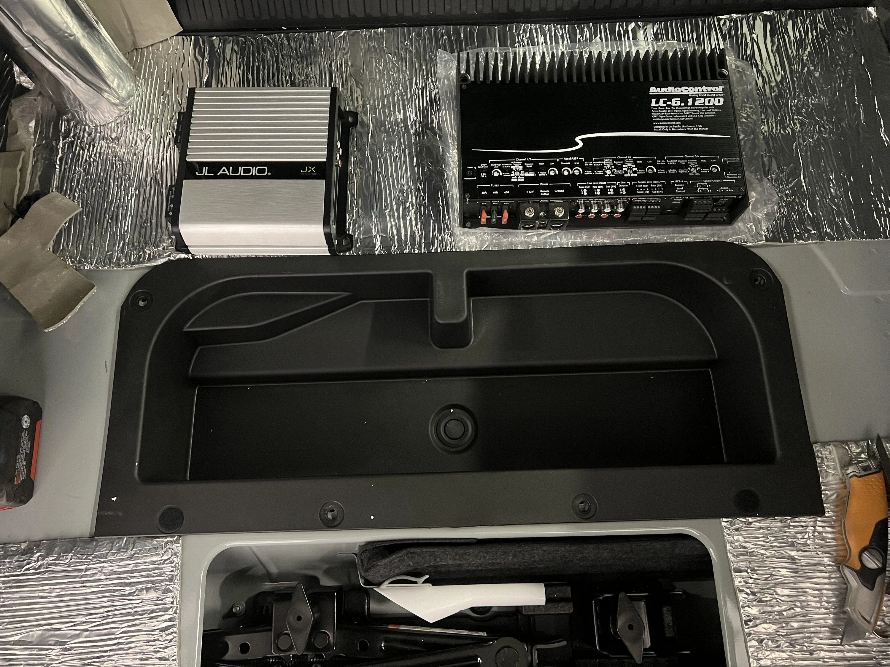 Ford Bronco Bronco audio upgrade build: Hertz woofers, Audison tweeters, Rainbow midrange, AudioControl amp, JL E8C5E86C-5EB9-4D1F-9050-74A70A7ED3D9