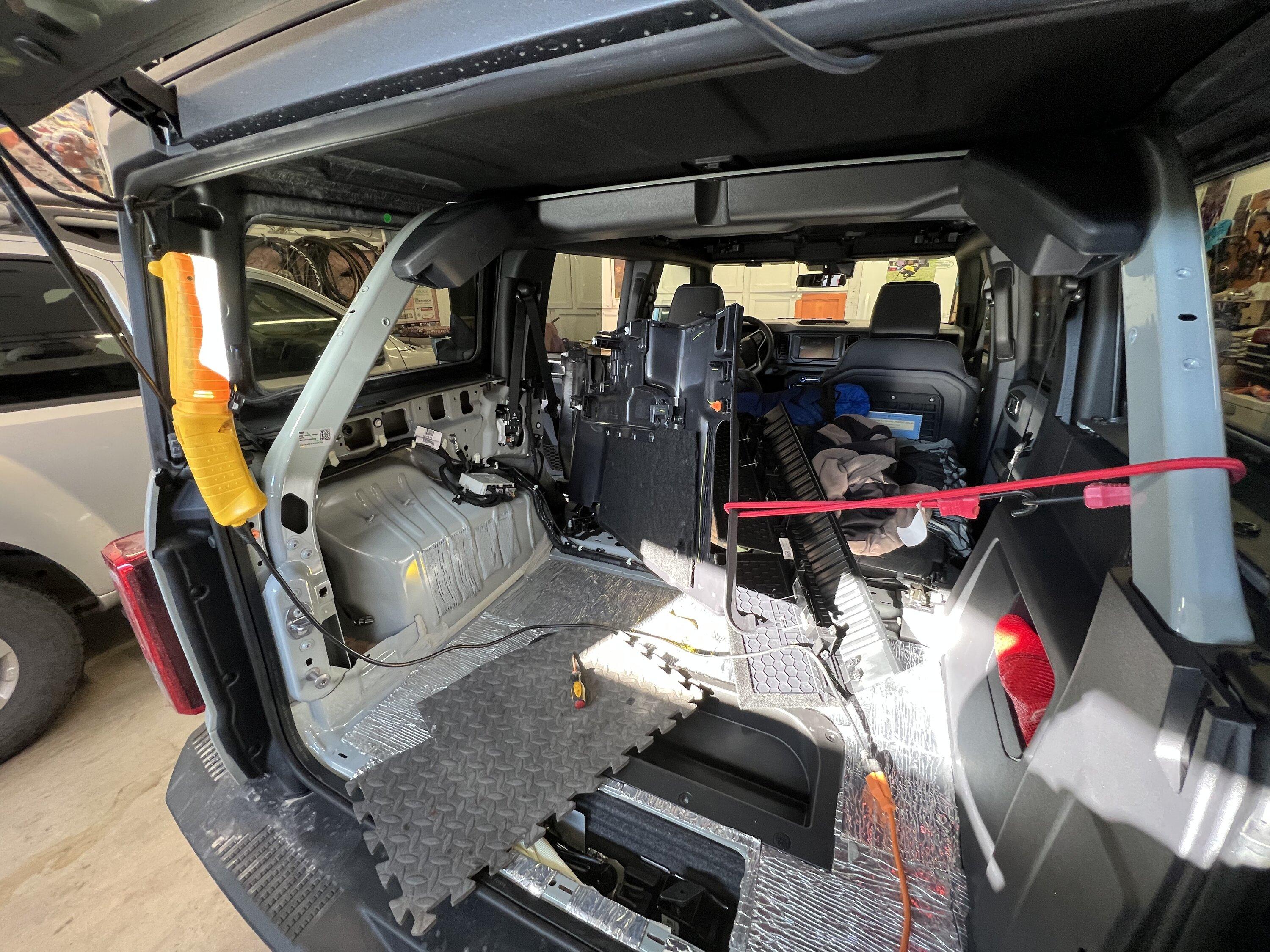 Ford Bronco Bronco audio upgrade build: Hertz woofers, Audison tweeters, Rainbow midrange, AudioControl amp, JL 70594E9F-DCB8-4C8F-9659-E017F6E331F4