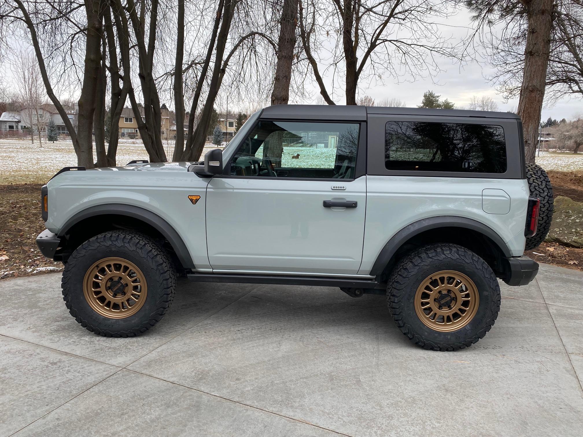Ford Bronco Show us your installed wheel / tire upgrades here! (Pics) IMG_5378
